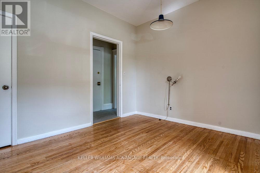 24 Indian Road Crescent, Toronto, Ontario  M6P 2G1 - Photo 14 - W12268976