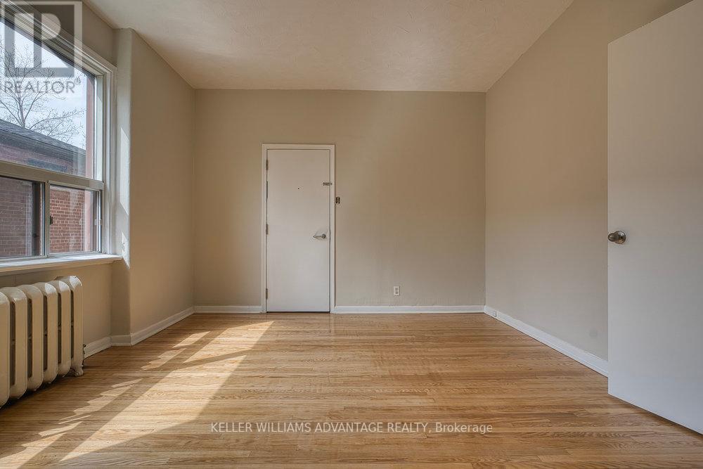 24 Indian Road Crescent, Toronto, Ontario  M6P 2G1 - Photo 16 - W12268976