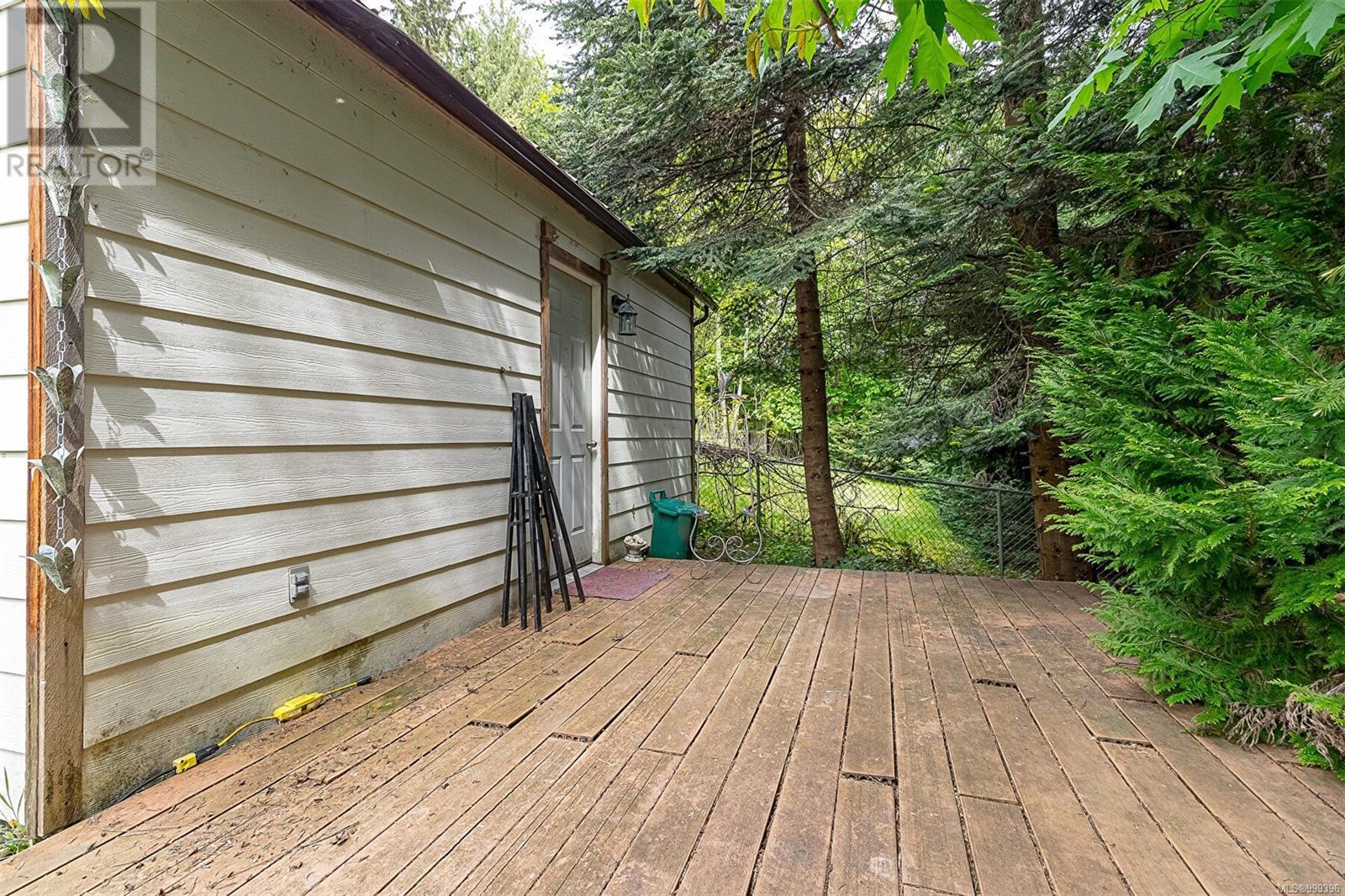 Property at 2100 Cinnabar Dr image 4