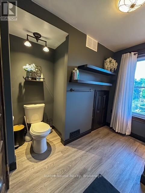 534 17th Street W, Owen Sound, Ontario  N4K 4B7 - Photo 24 - X12240570