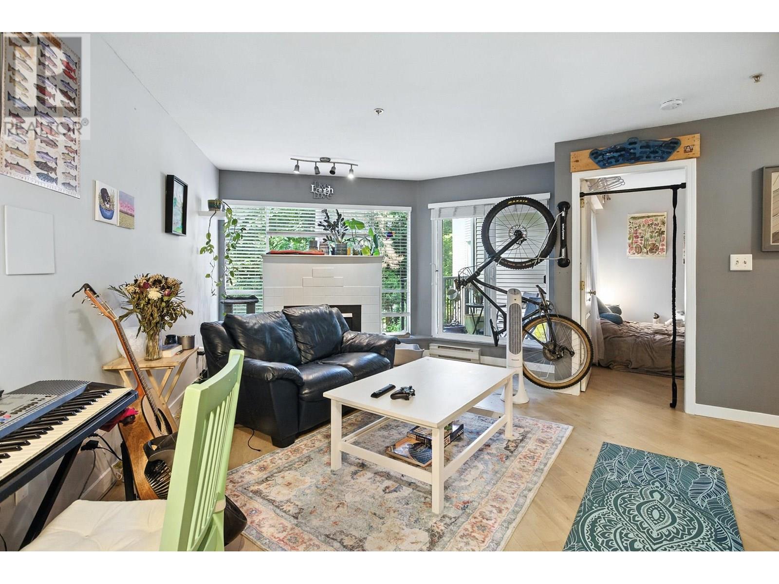 Property at 209 2401 HAWTHORNE AVENUE image 5