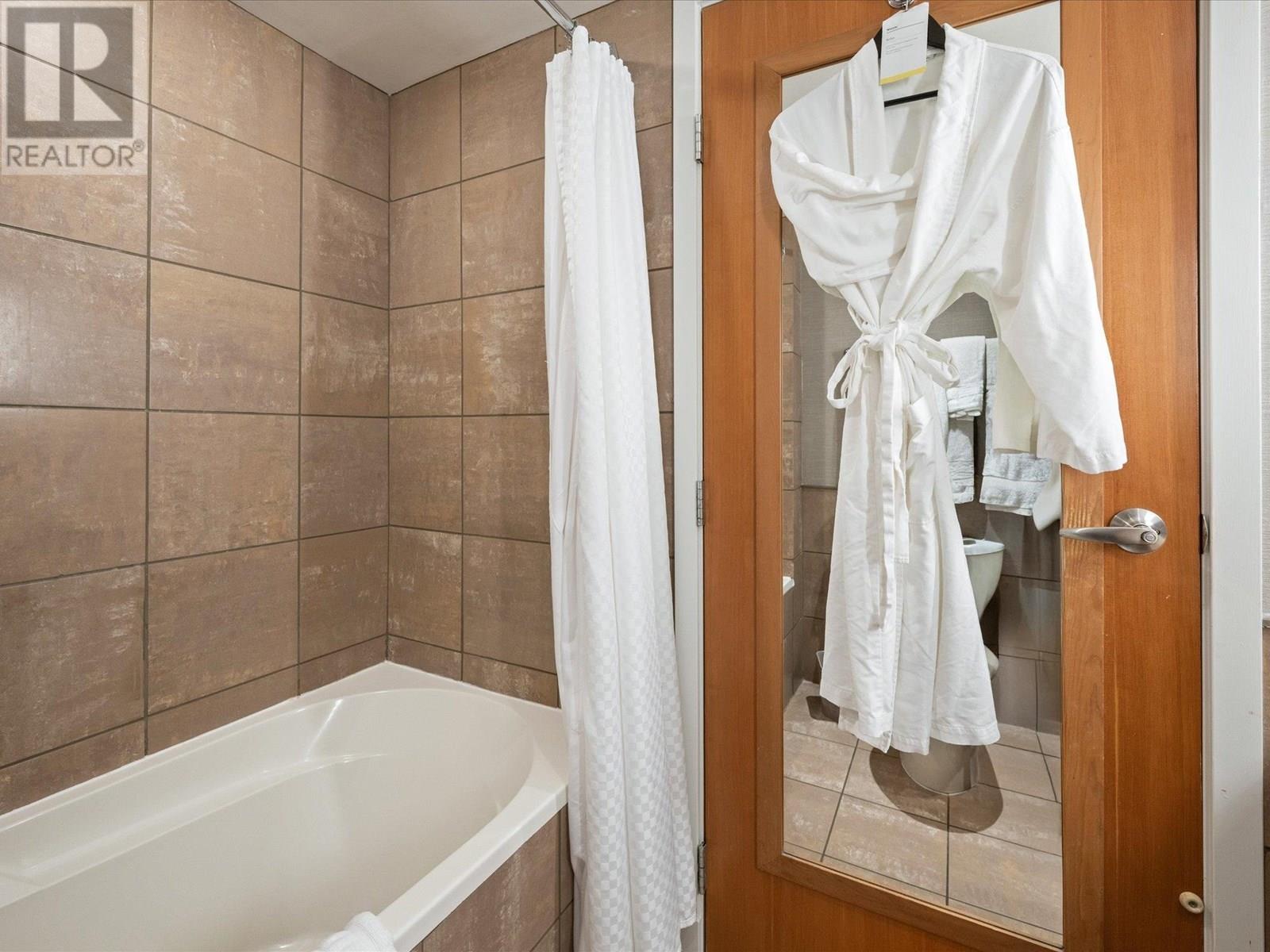 670 4090 Whistler Way, Whistler, British Columbia  V8E 1J3 - Photo 12 - R3024081