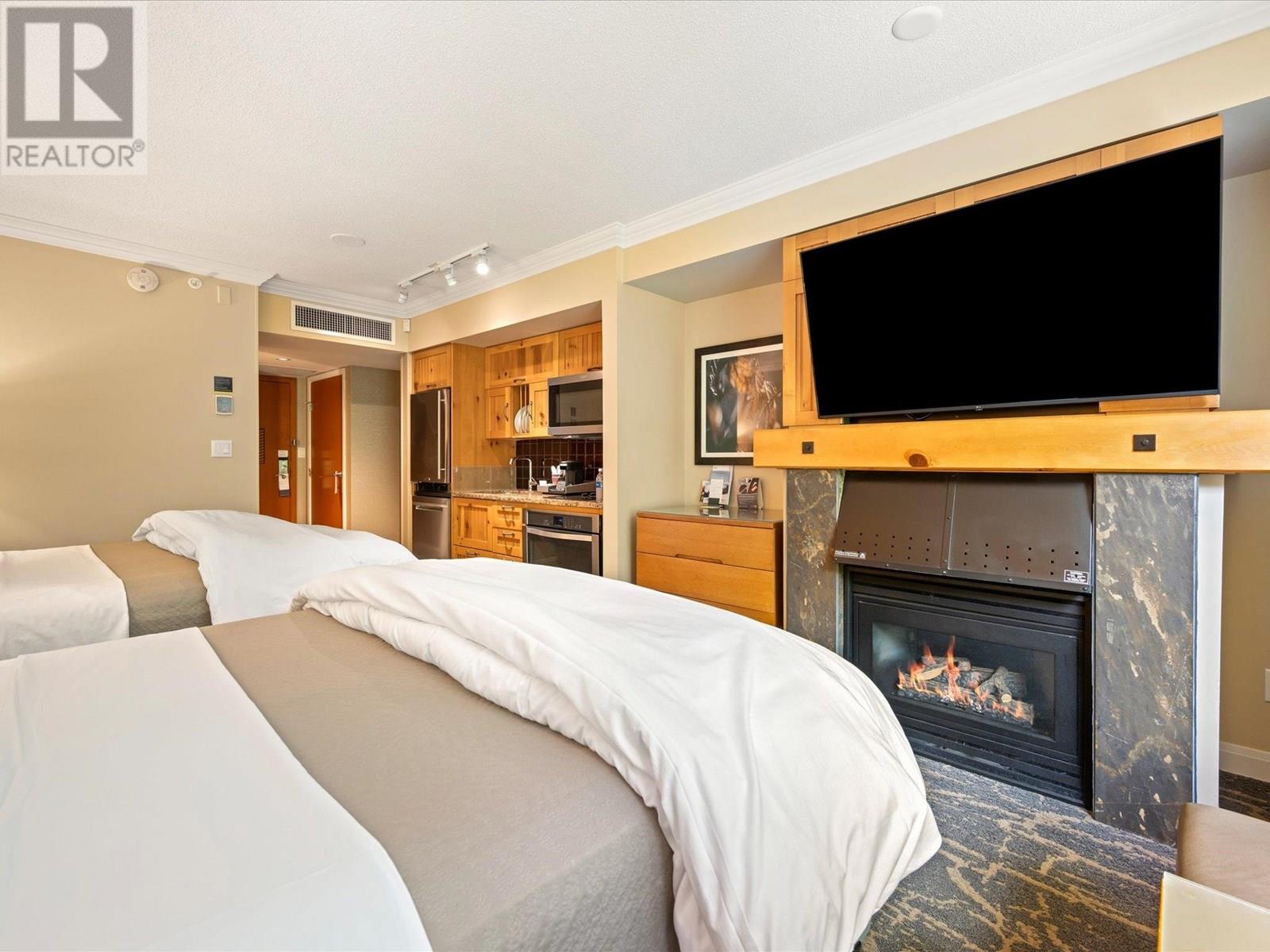 670 4090 Whistler Way, Whistler, British Columbia  V8E 1J3 - Photo 3 - R3024081