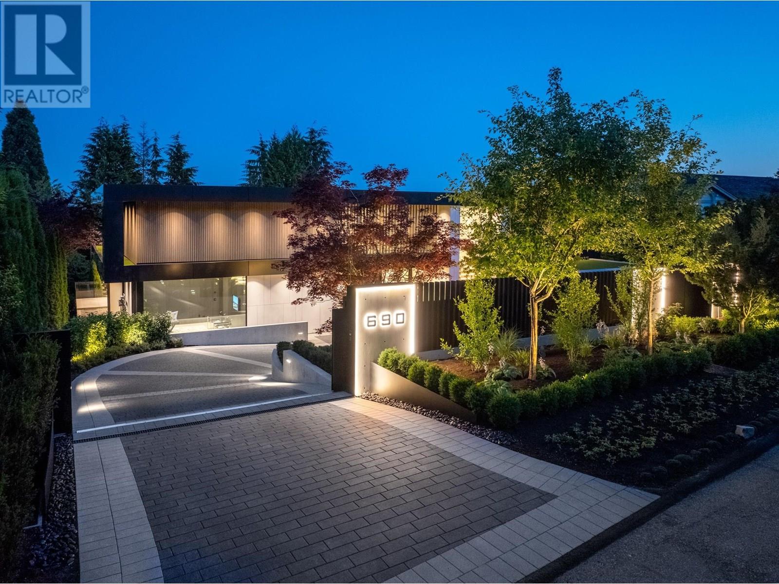 Property at 690 KNOCKMAROON ROAD image 3