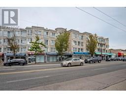 <div class="price">$558,000</div> 6965 Victoria Drive, Vancouver<br><div style="margin-bottom:8px;"><small>Exp Realty</small></div>