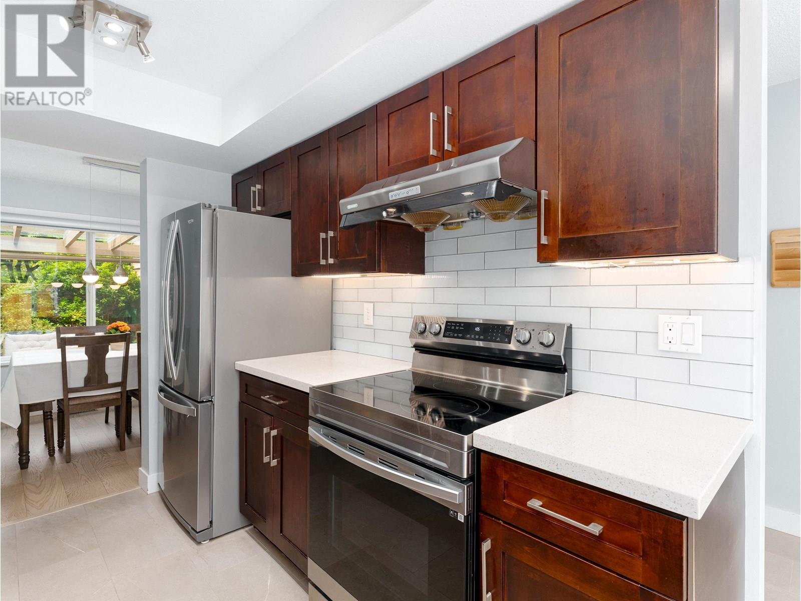 Property at 6953 ARLINGTON STREET image 5