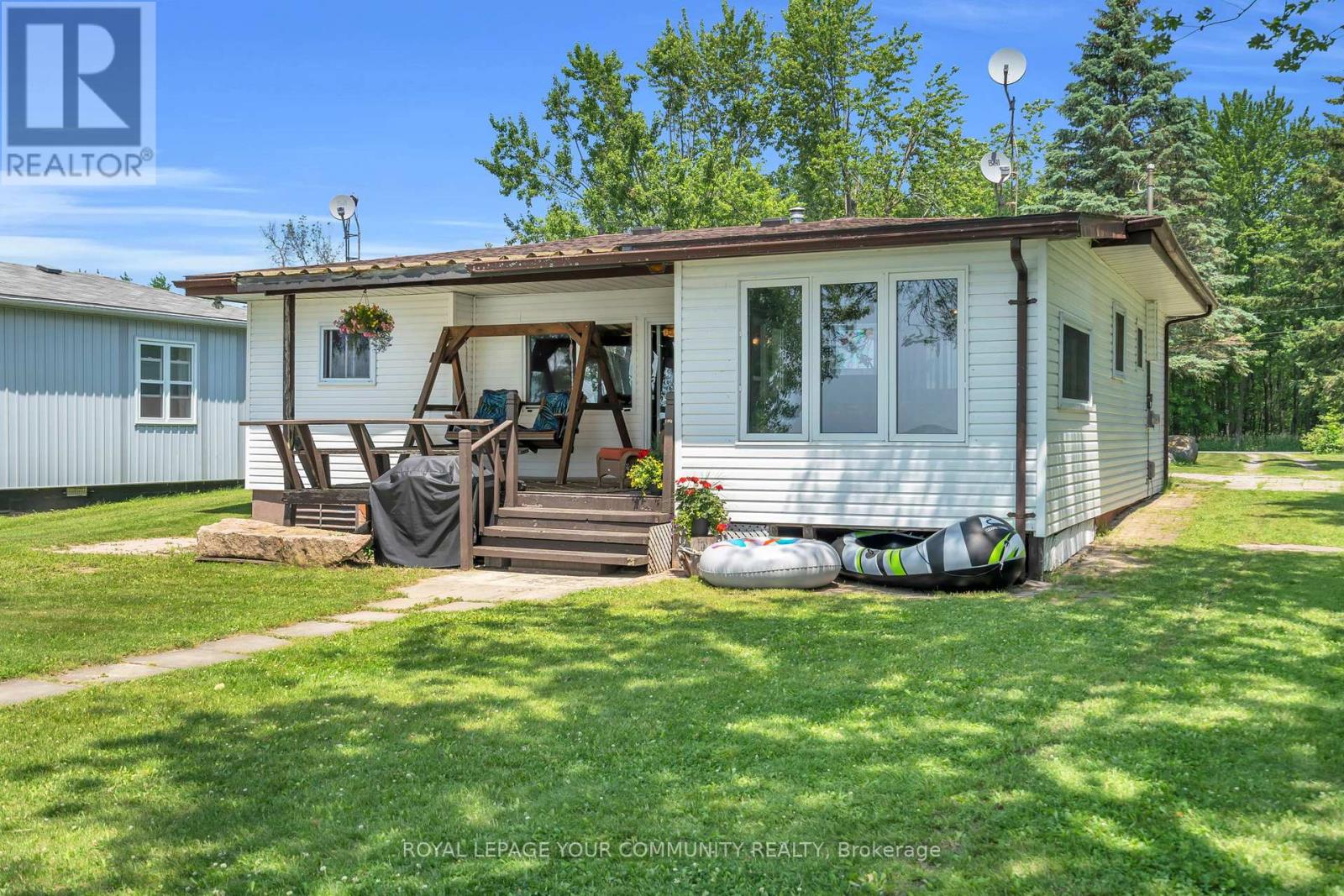 Property at 3324 AMILIA DRIVE image 3