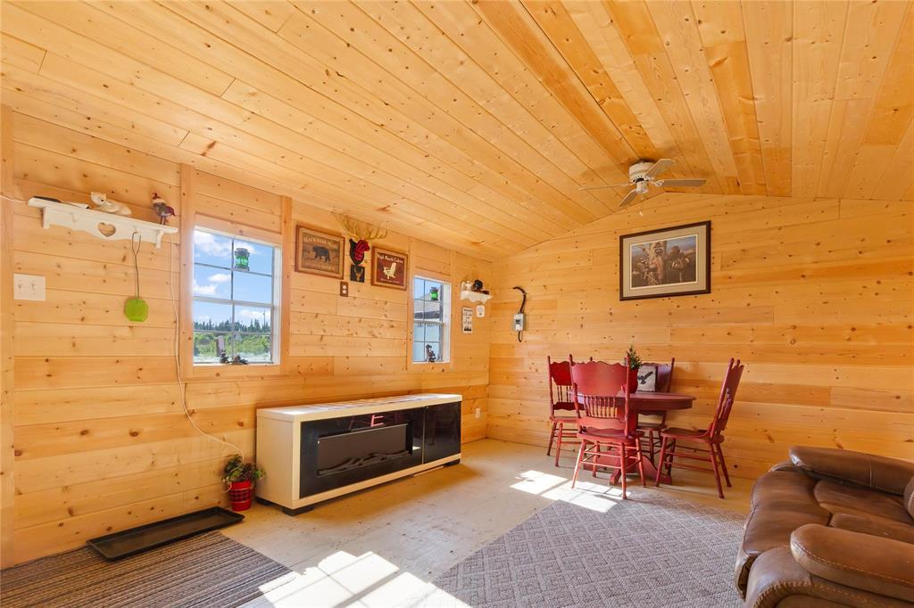 20 Knight Avenue, Rm Of Reynolds, Manitoba  R0E 0N0 - Photo 35 - 202515909