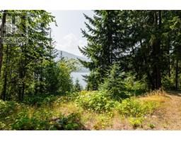 6814 MARIAN Lane, nelson, British Columbia