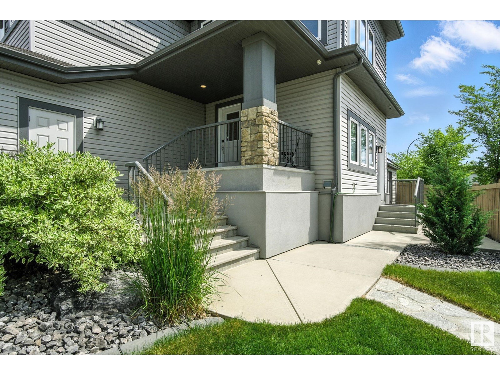 13847 142 Av Nw, Edmonton, Alberta  T6V 0L8 - Photo 3 - E4446287