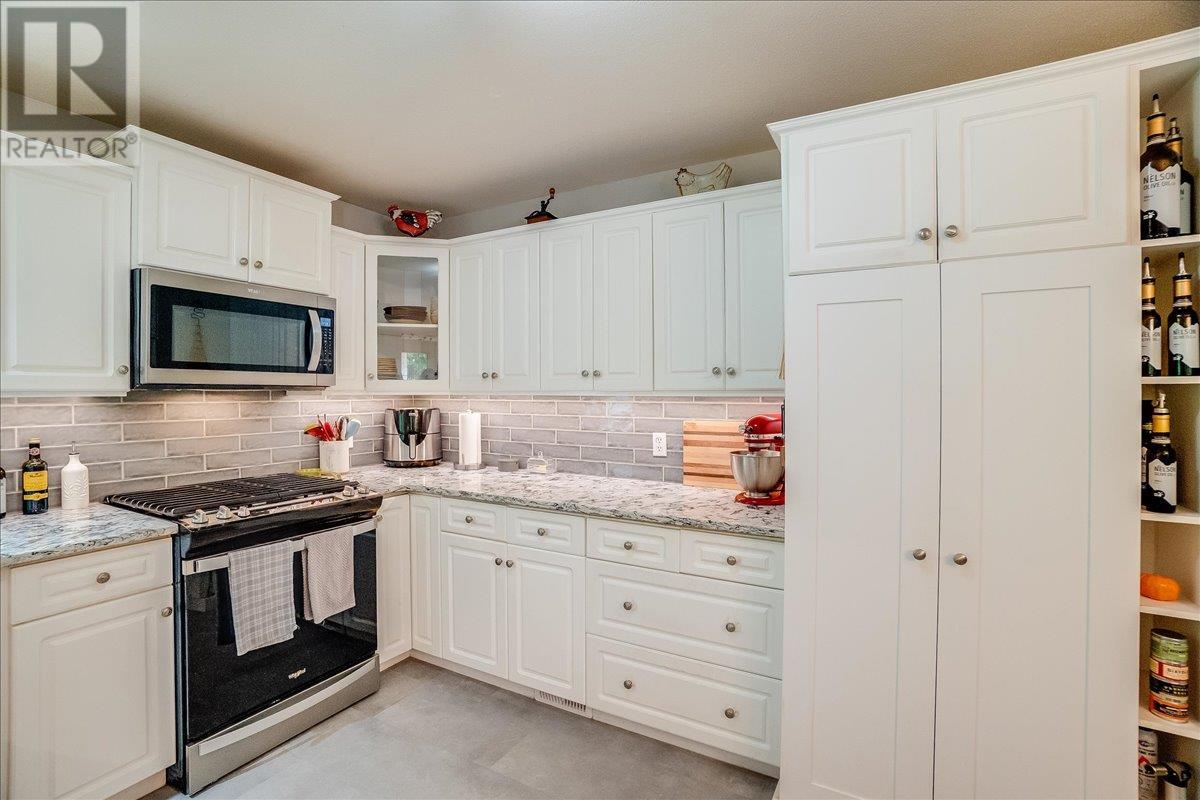Property at 1040 Regan Crescent image 2