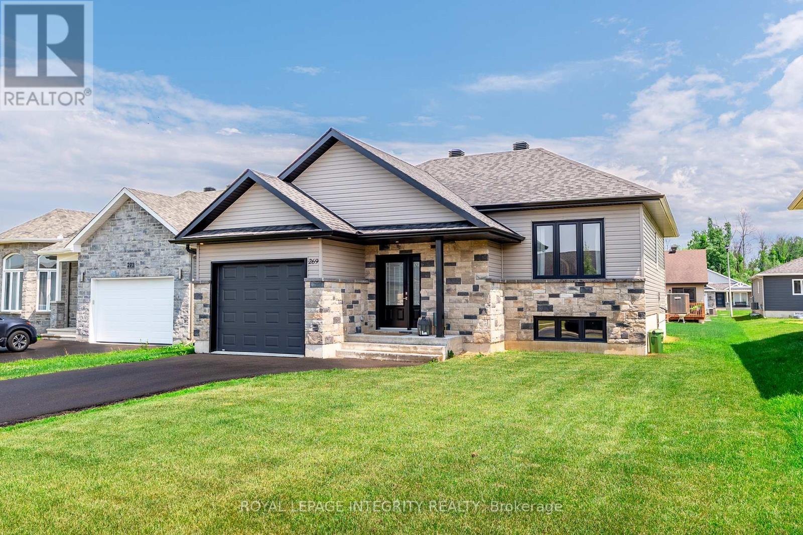 Property at 269 GILLIS AVENUE image 1