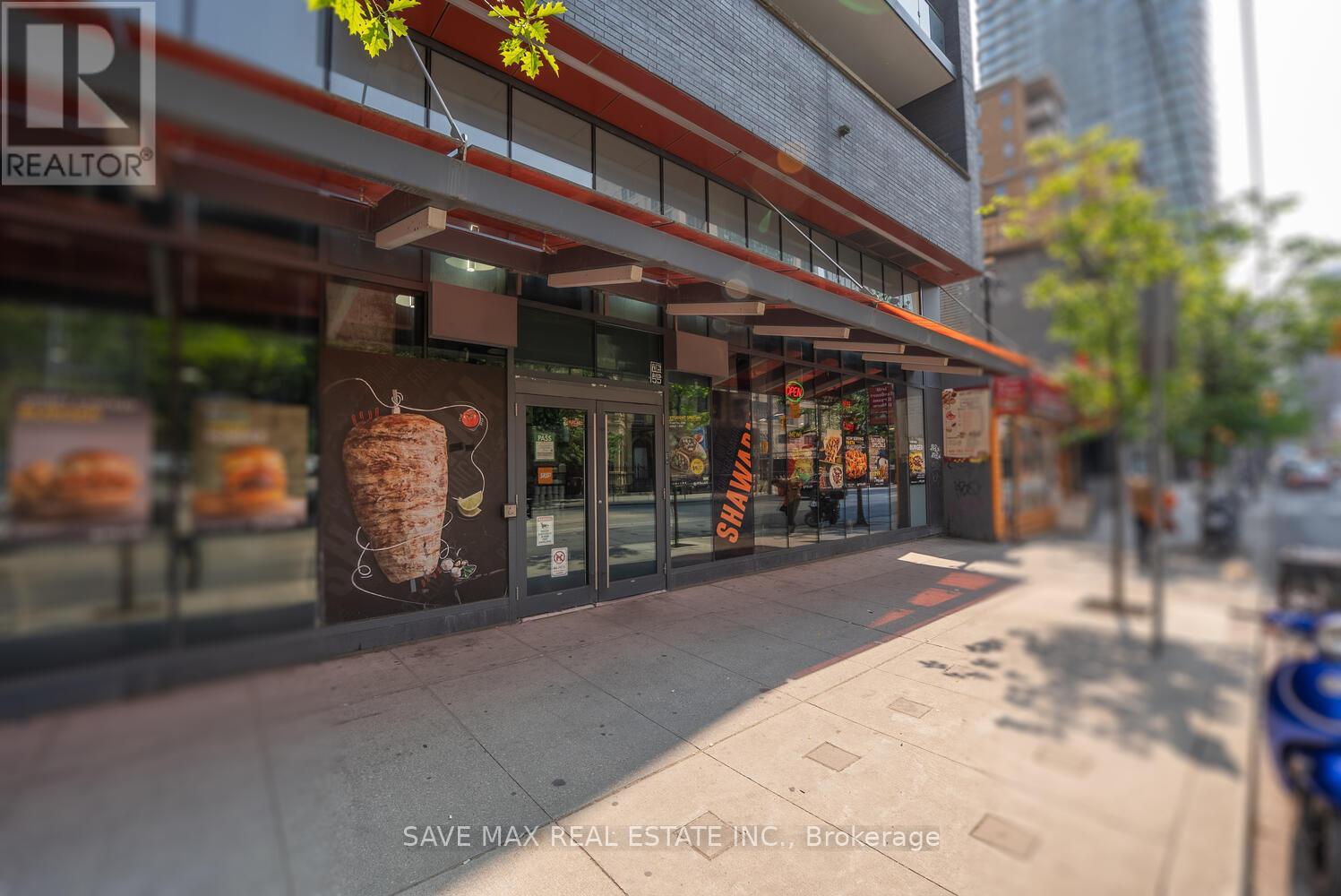 Property at 155 DUNDAS STREET E image 1