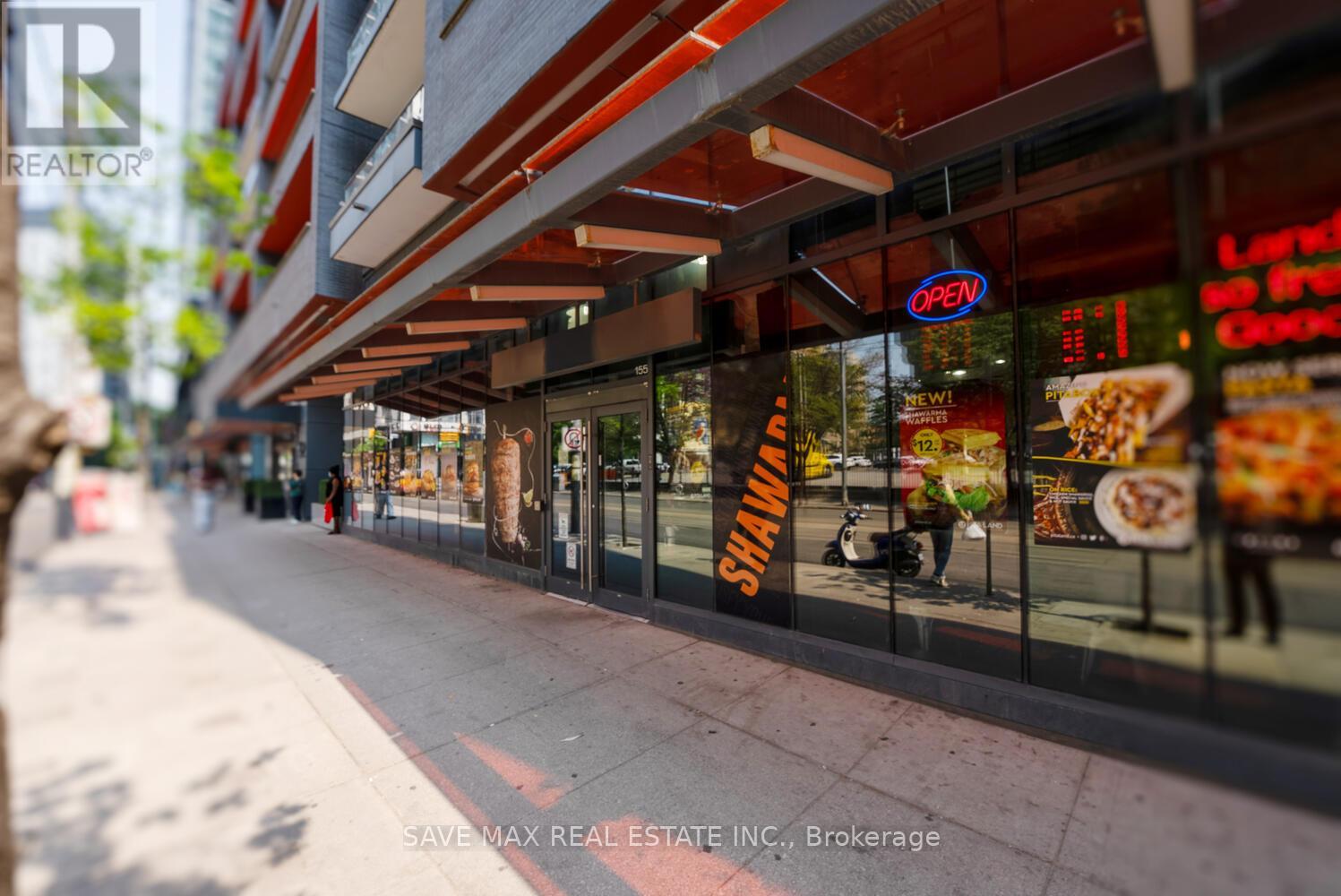 Property at 155 DUNDAS STREET E image 2