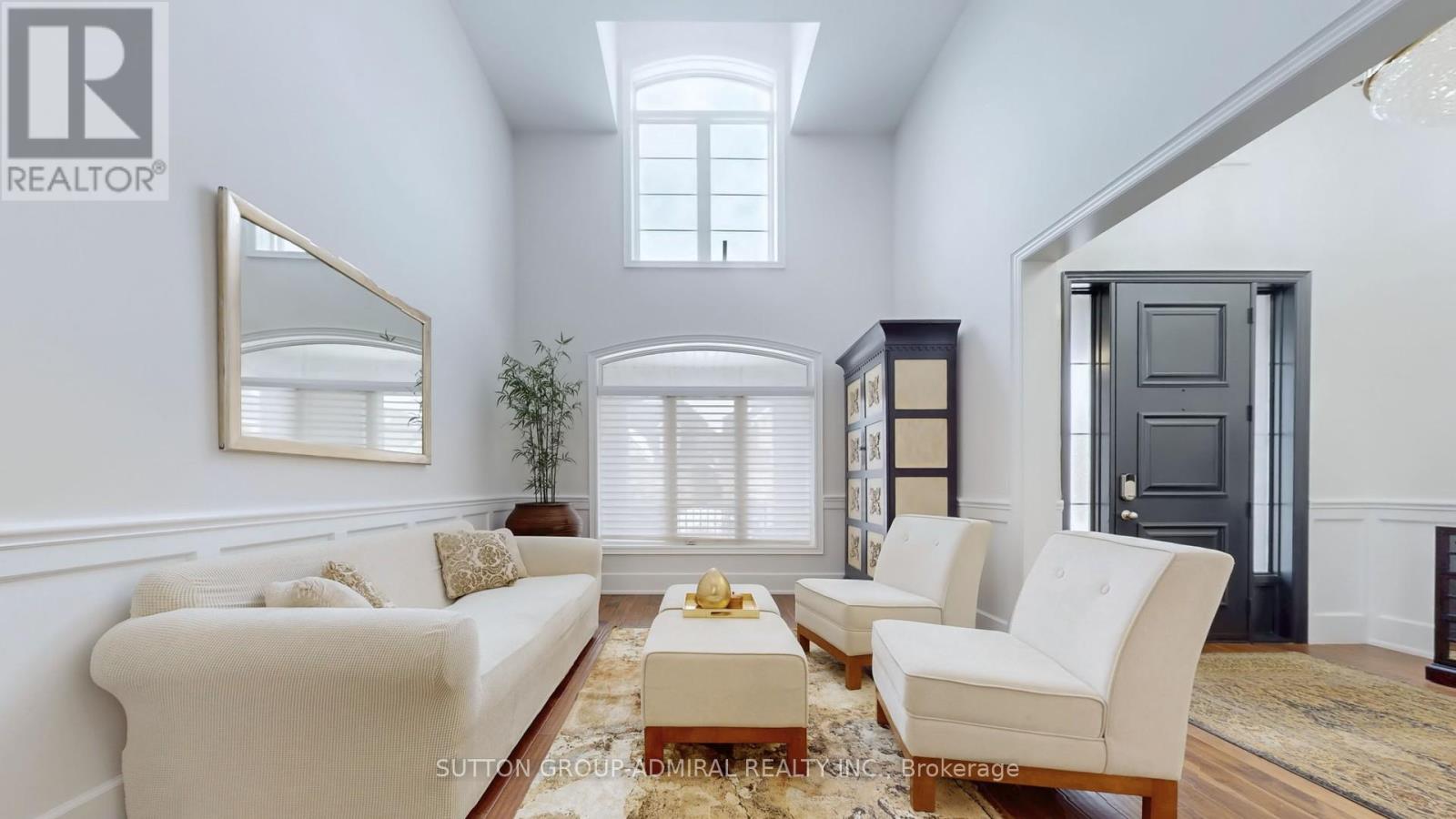 Property at 392 WOODGATE PINES DRIVE image 1