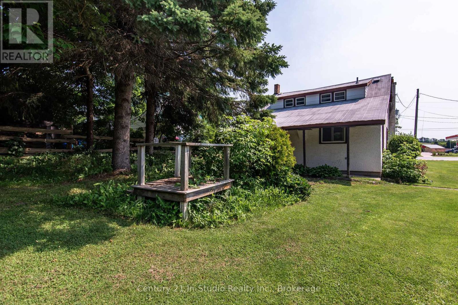 78 Garafraxa Street, Chatsworth, Ontario  N0H 1G0 - Photo 5 - X12257892