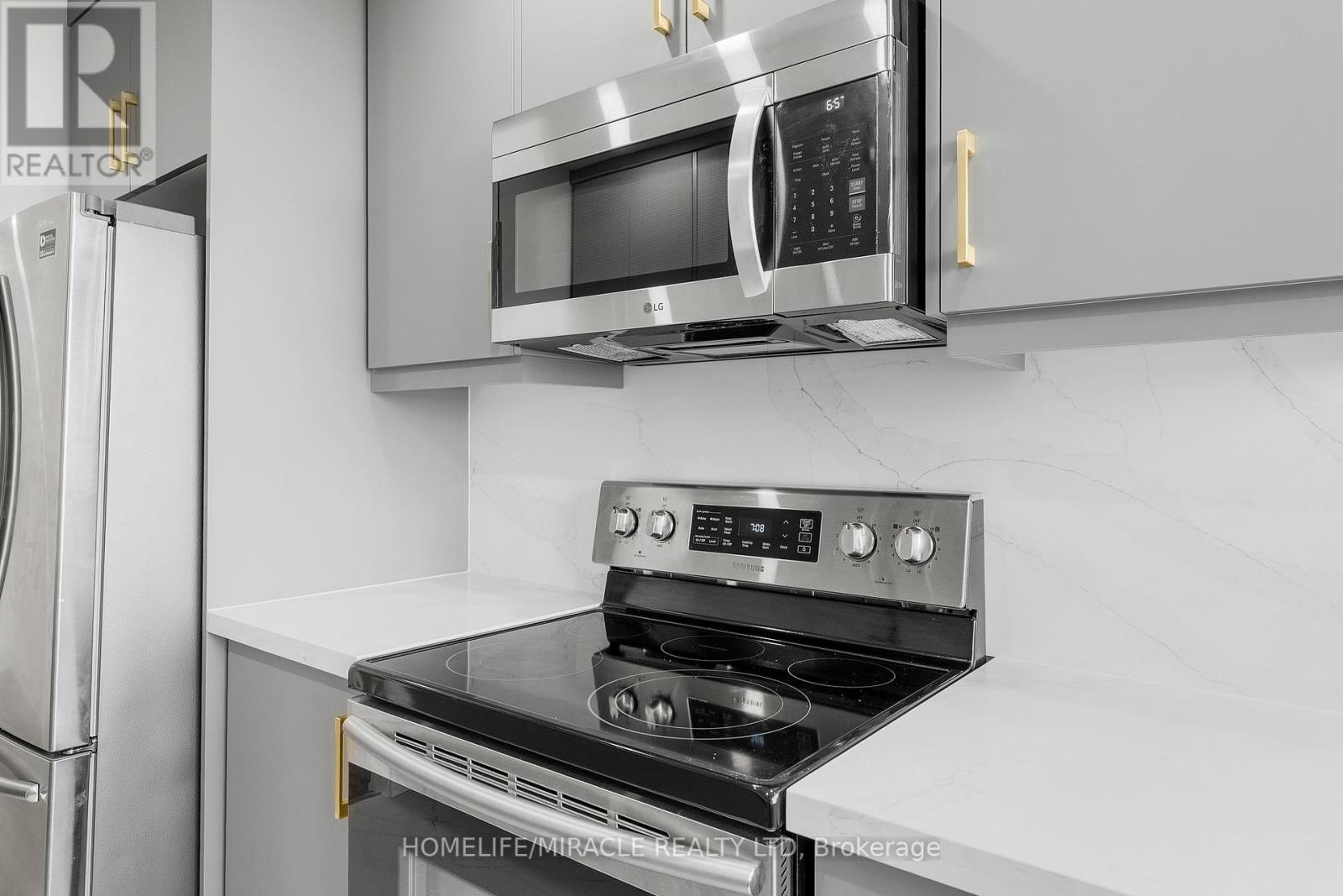 2605 - 18 Knightsbridge Road, Brampton, Ontario  L6T 3X5 - Photo 28 - W12269088