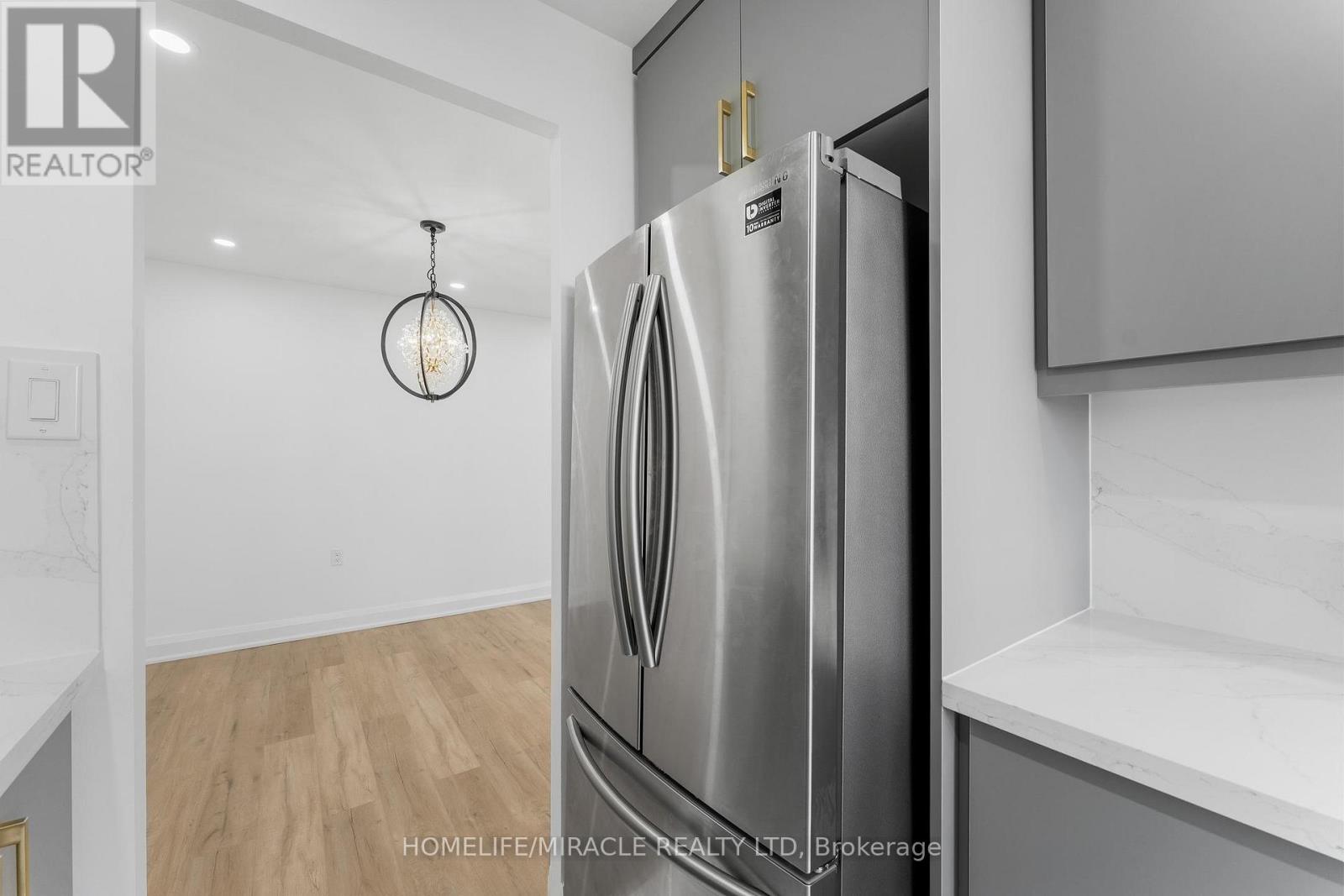 2605 - 18 Knightsbridge Road, Brampton, Ontario  L6T 3X5 - Photo 29 - W12269088