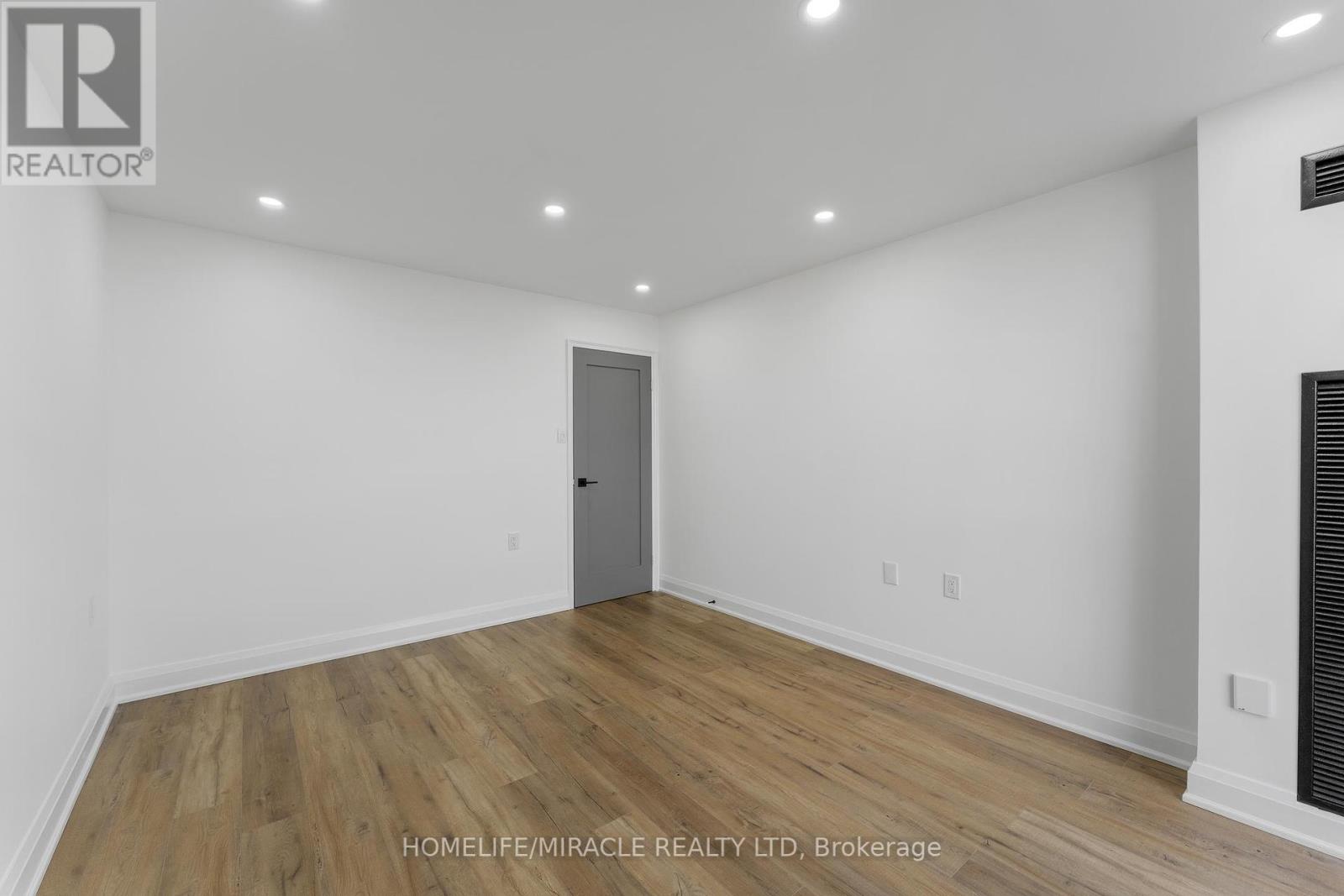 2605 - 18 Knightsbridge Road, Brampton, Ontario  L6T 3X5 - Photo 36 - W12269088