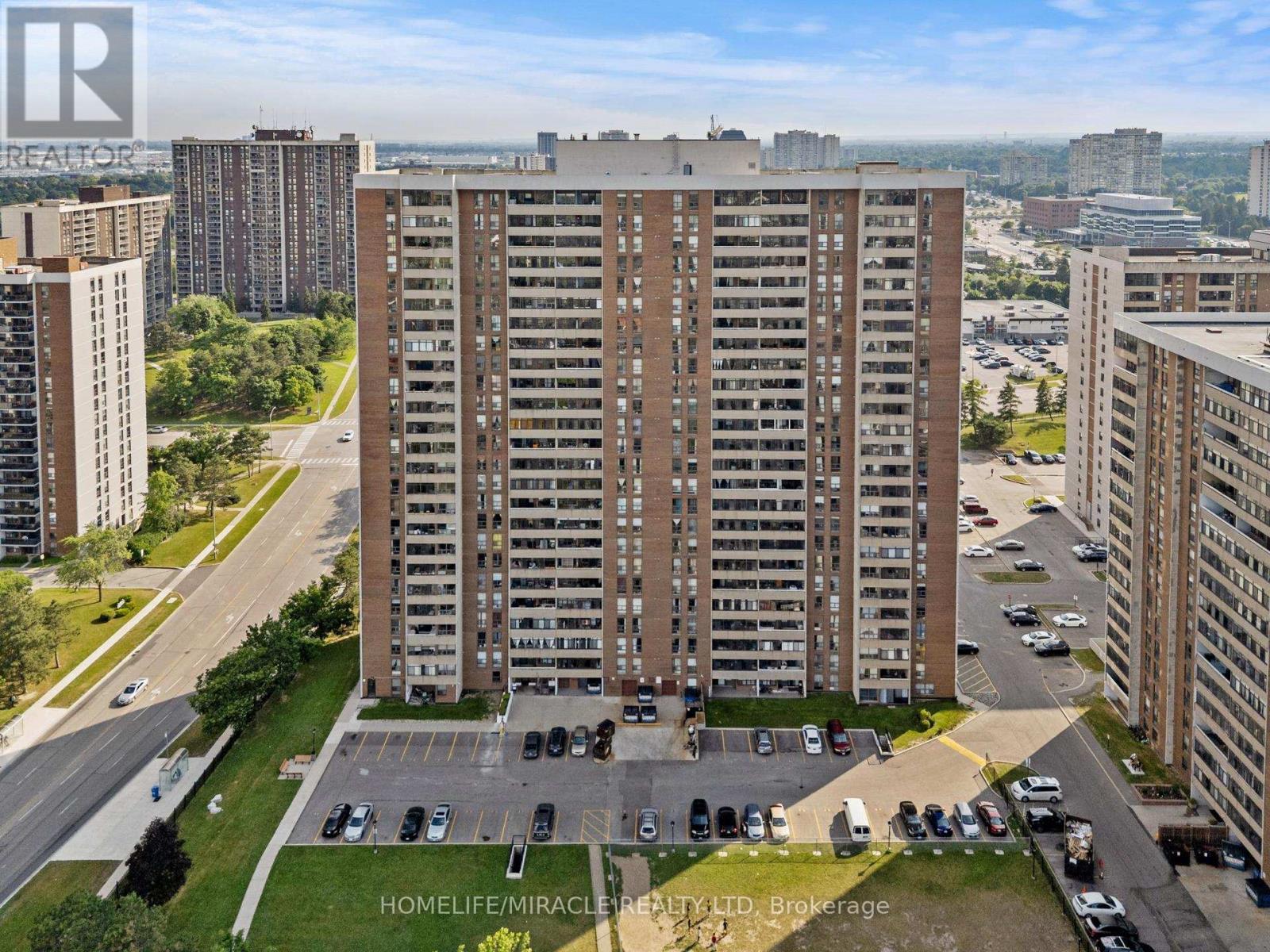 2605 - 18 Knightsbridge Road, Brampton, Ontario  L6T 3X5 - Photo 46 - W12269088