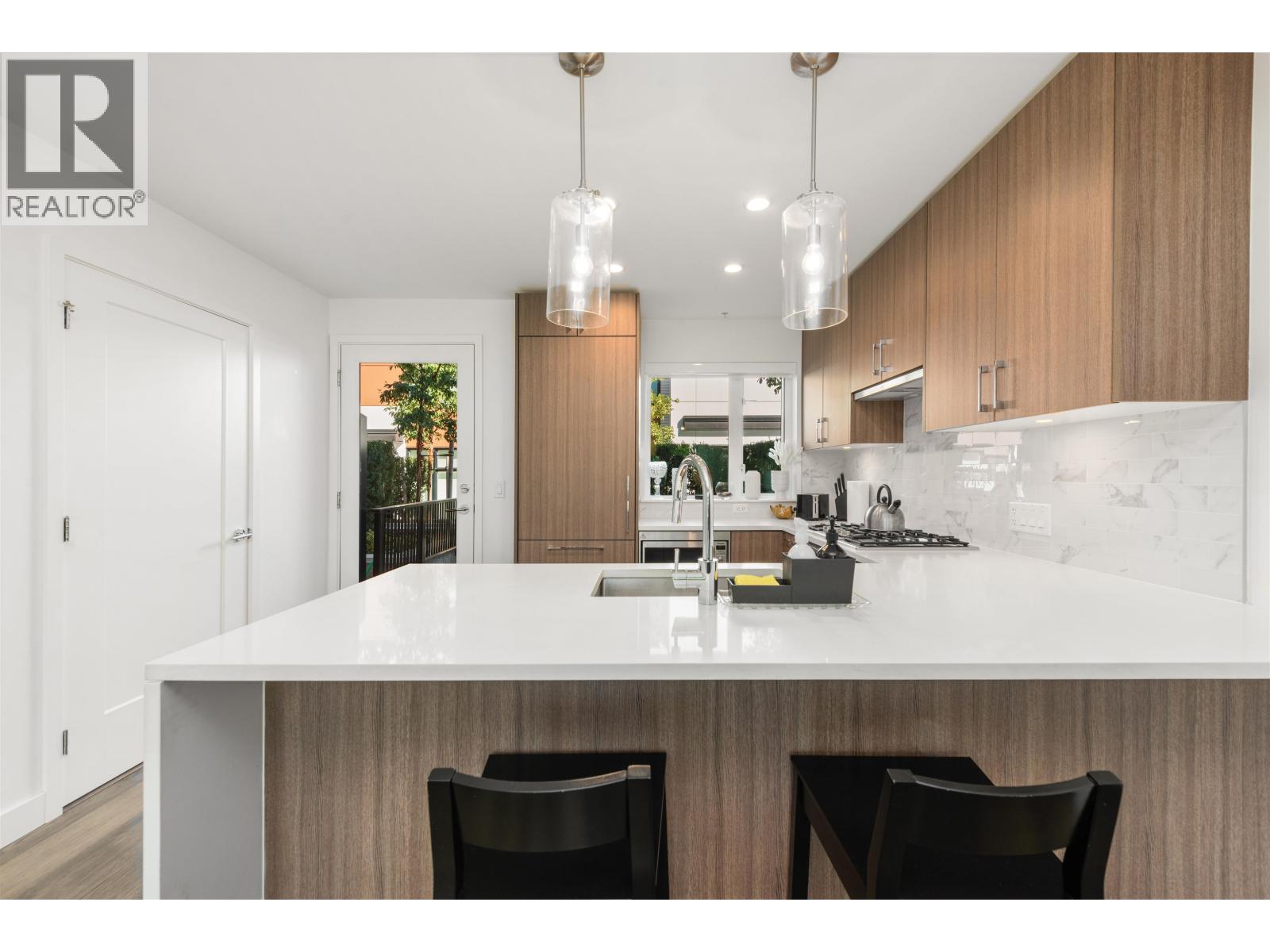 561 W 29th Avenue, Vancouver, British Columbia  V5Z 2H8 - Photo 9 - R3023584