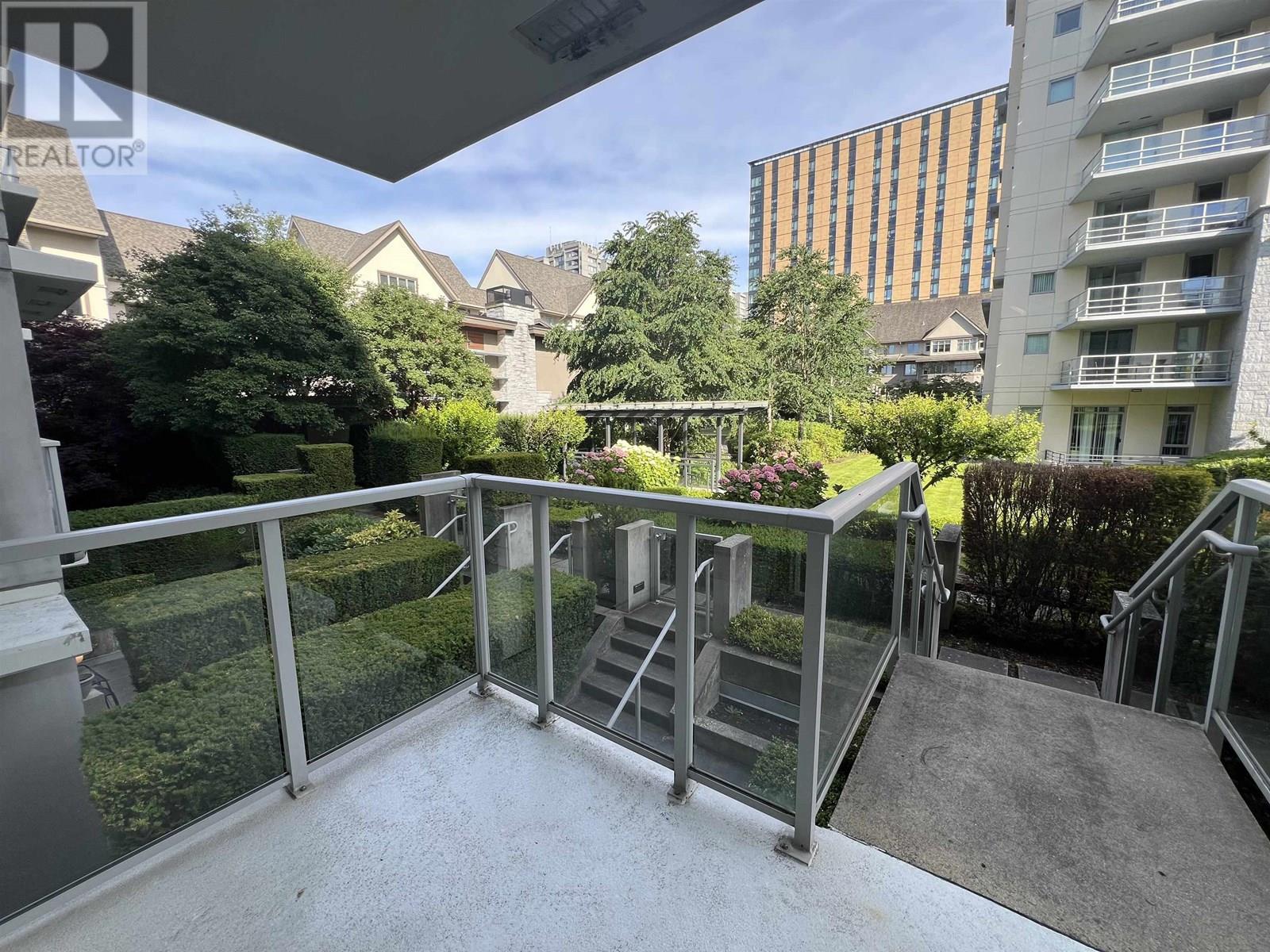 201 6080 Iona Drive, Vancouver, British Columbia  V6T 0A4 - Photo 15 - R3024146