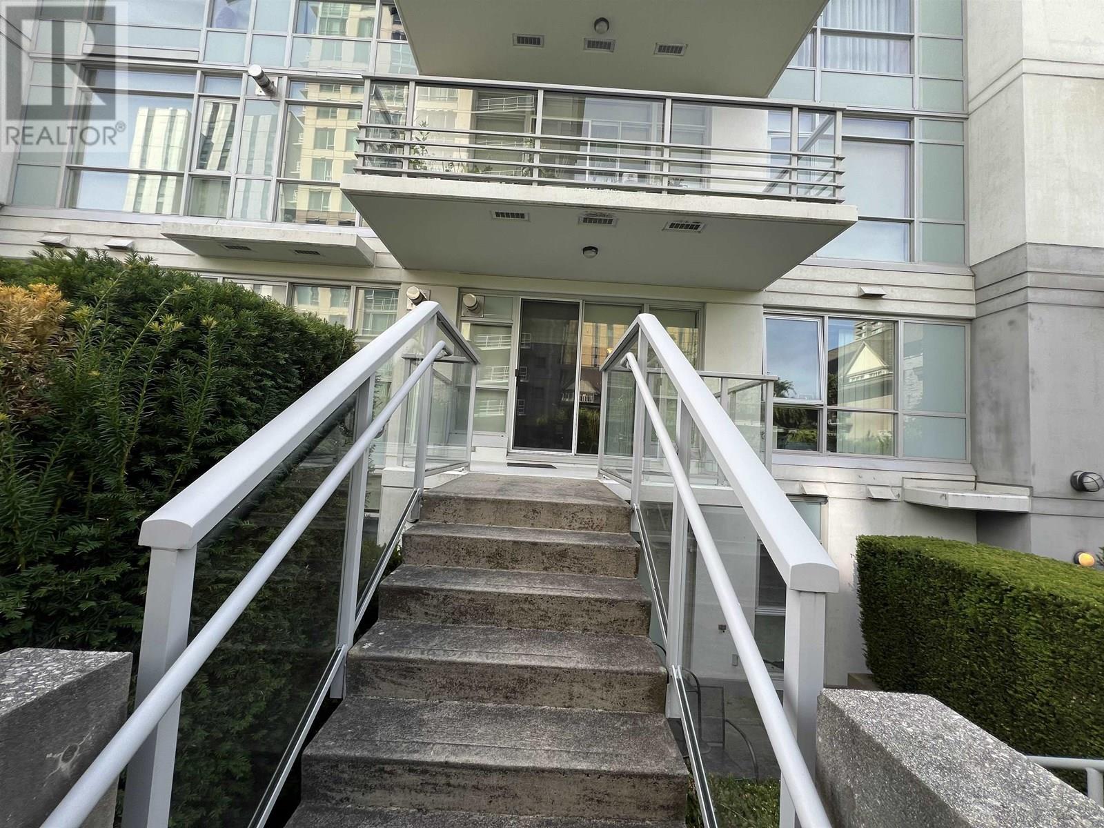 201 6080 Iona Drive, Vancouver, British Columbia  V6T 0A4 - Photo 16 - R3024146