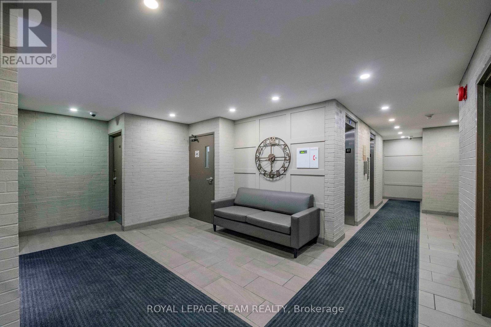 Property at 804 - 40 ARTHUR STREET image 4