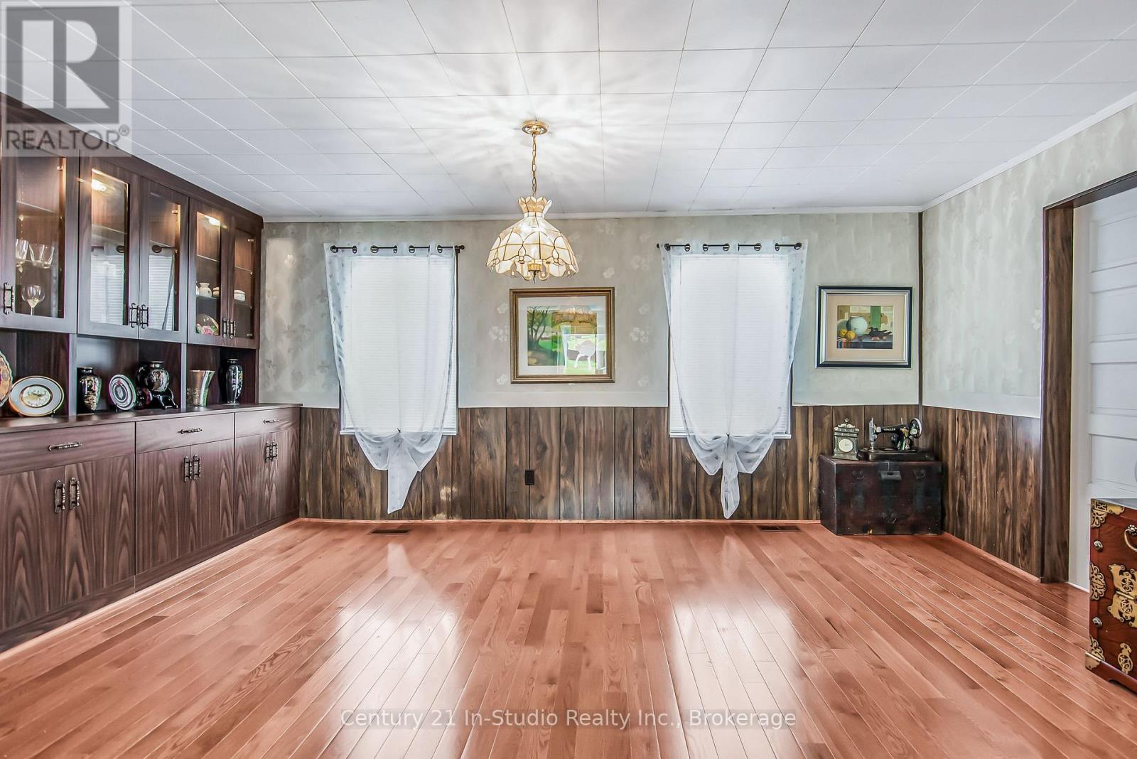 78 Garafraxa Street, Chatsworth, Ontario  N0H 1G0 - Photo 28 - X12257892
