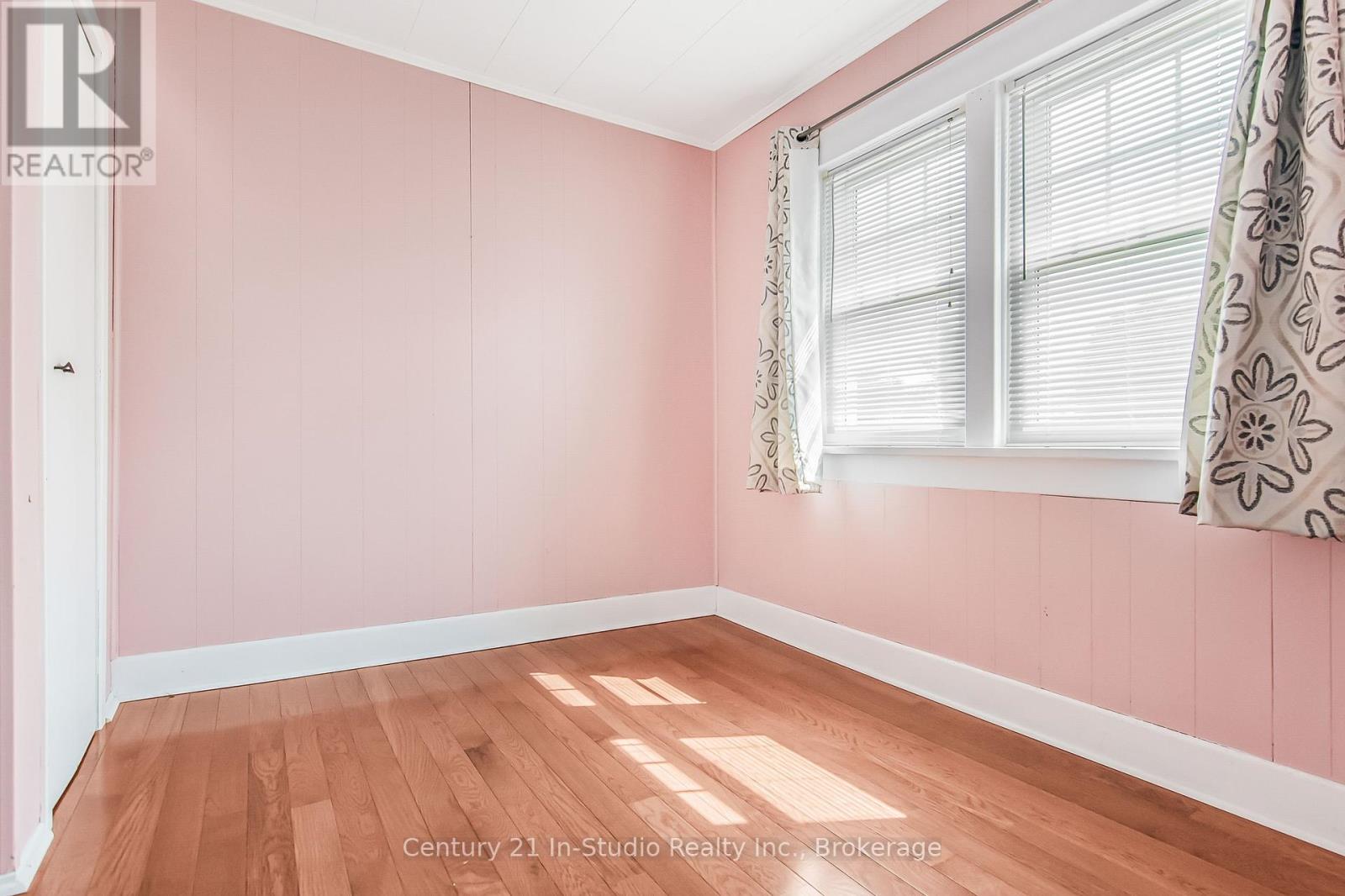 78 Garafraxa Street, Chatsworth, Ontario  N0H 1G0 - Photo 35 - X12257892