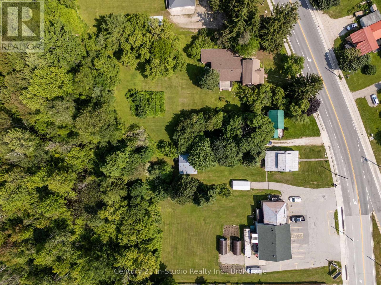 78 Garafraxa Street, Chatsworth, Ontario  N0H 1G0 - Photo 38 - X12257892