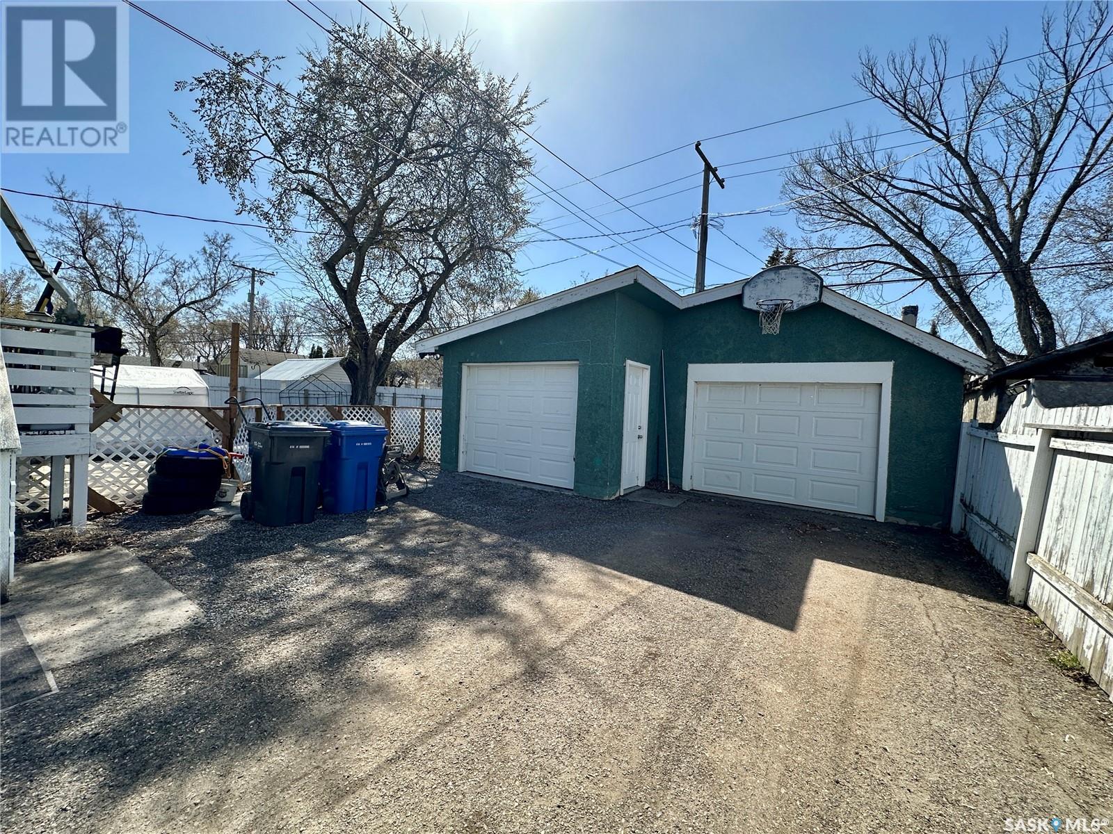 1181 107th Street, North Battleford, Saskatchewan  S9A 1Z2 - Photo 2 - SK011875