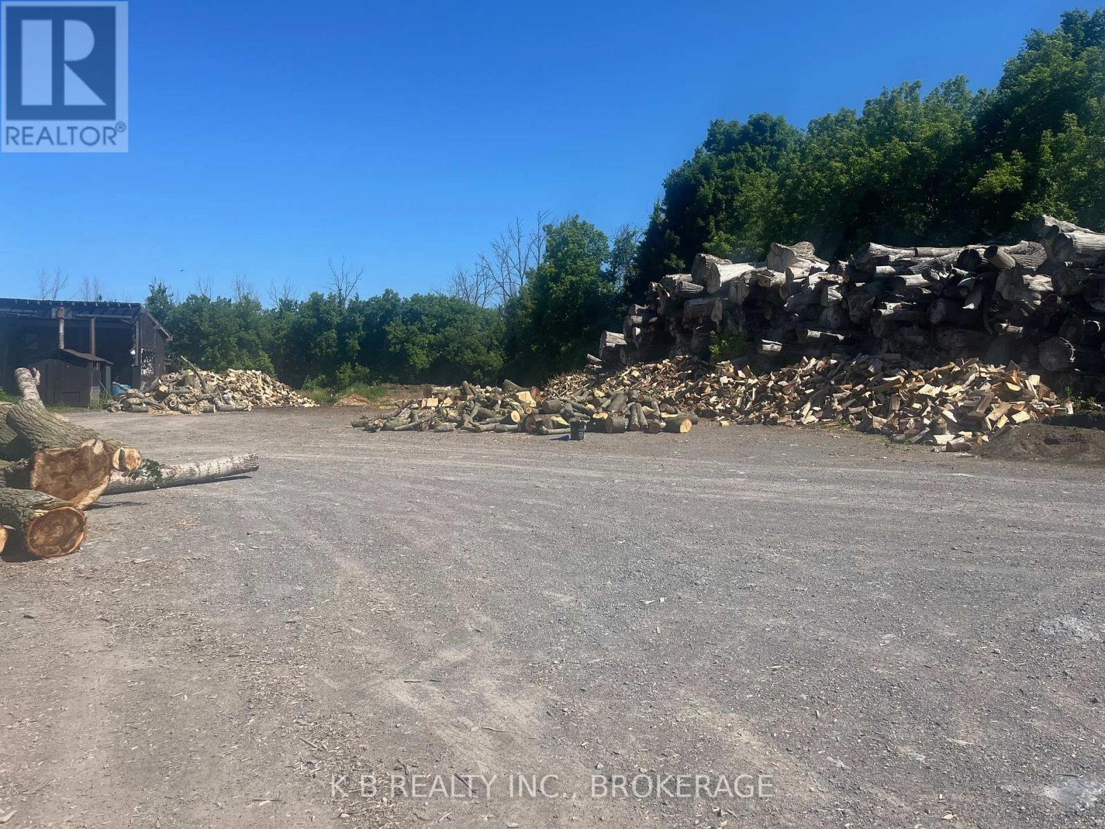 71 Goodyear Road, Greater Napanee, Ontario  K7R 3L2 - Photo 4 - X12269185