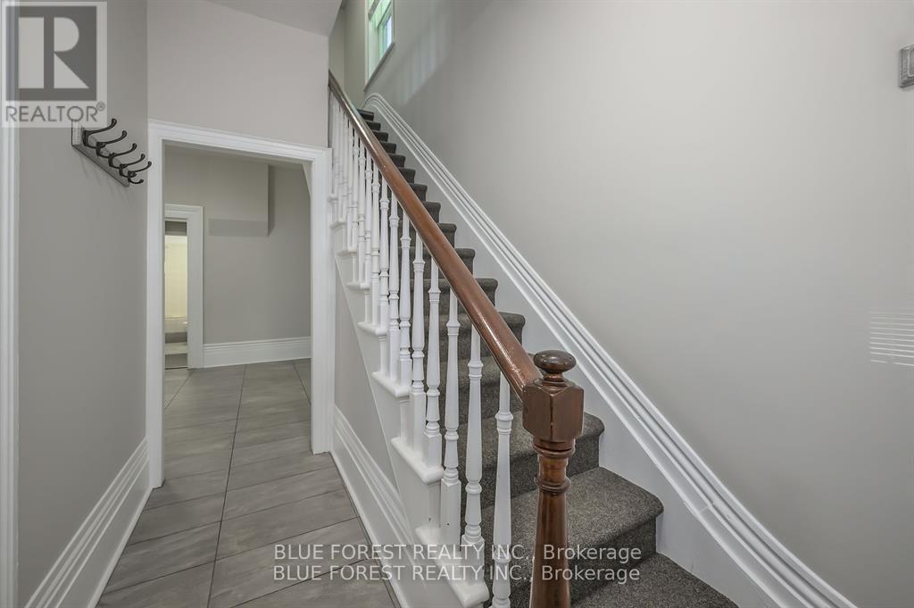 Property at 175 SYDENHAM STREET image 5