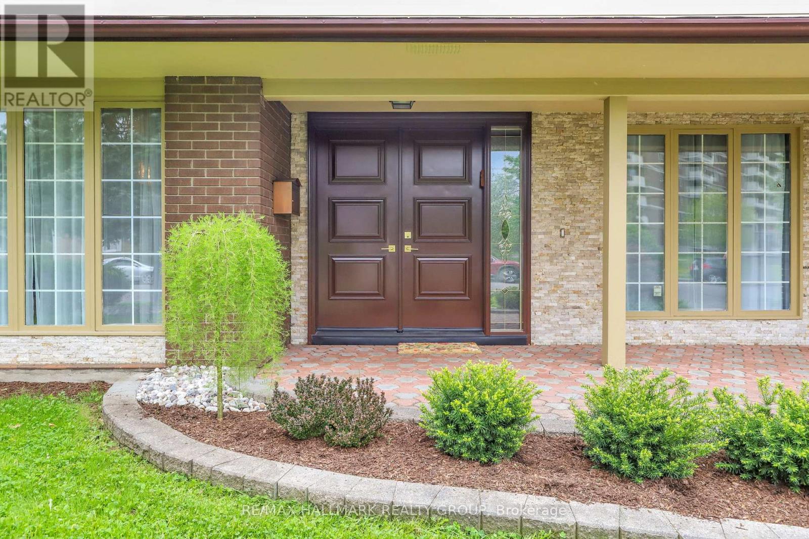 Property at 1712 PLAYFAIR DRIVE image 4