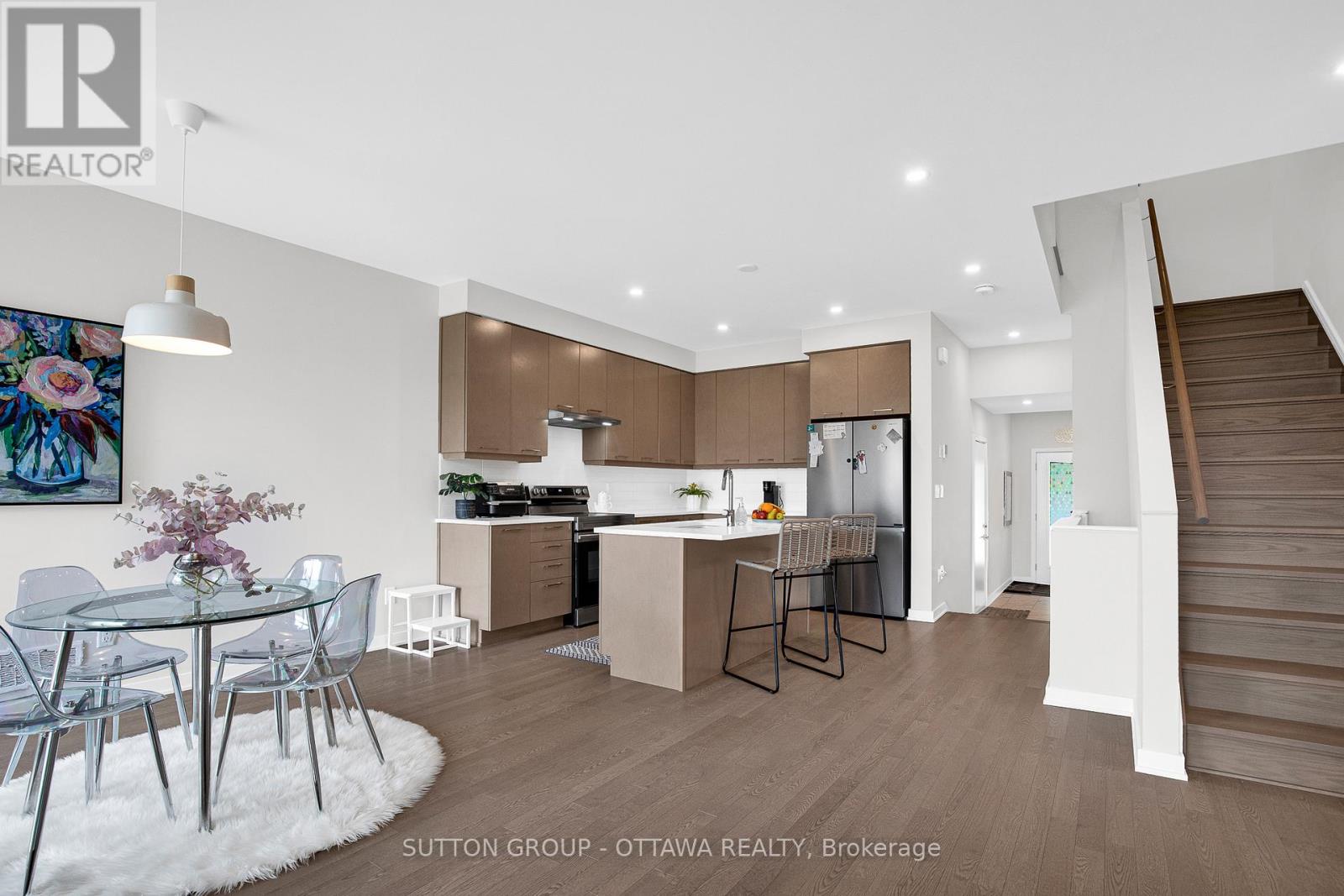 Property at 737 ACAI WAY image 3