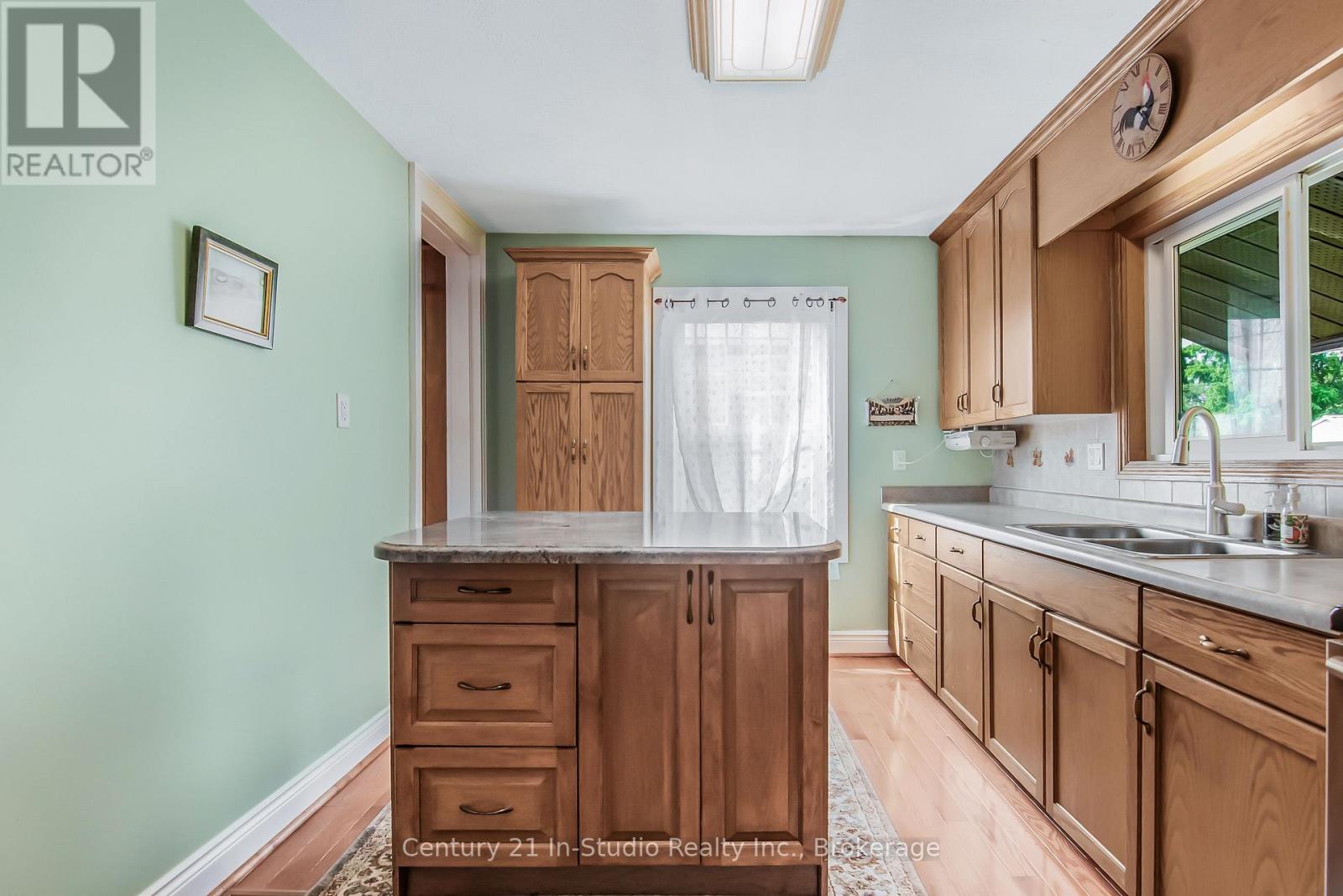 78 Garafraxa Street, Chatsworth, Ontario  N0H 1G0 - Photo 21 - X12257892