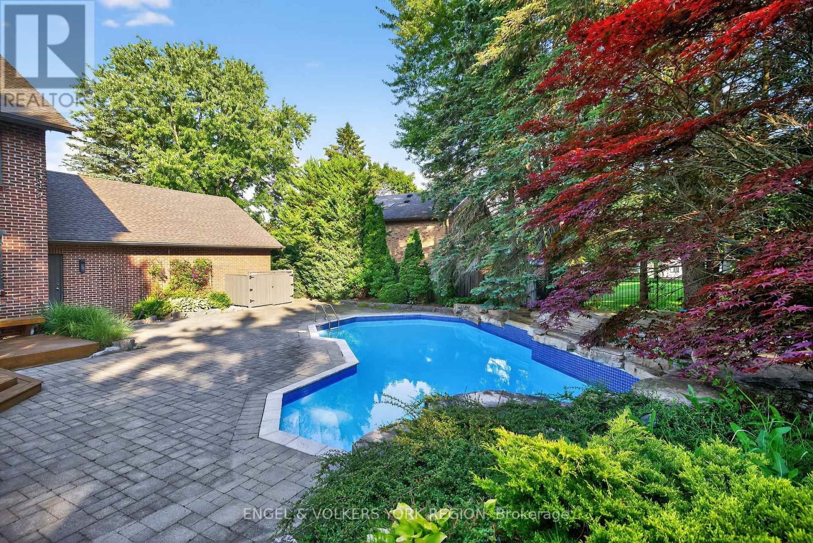 104 Mcclure Drive, King, Ontario  L7B 1B9 - Photo 43 - N12268805