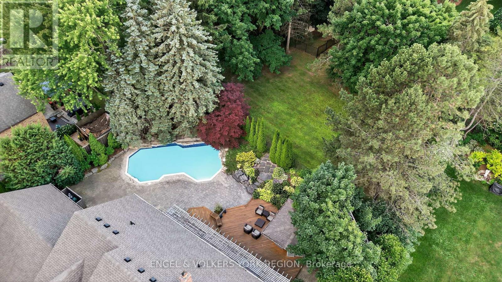 104 Mcclure Drive, King, Ontario  L7B 1B9 - Photo 47 - N12268805