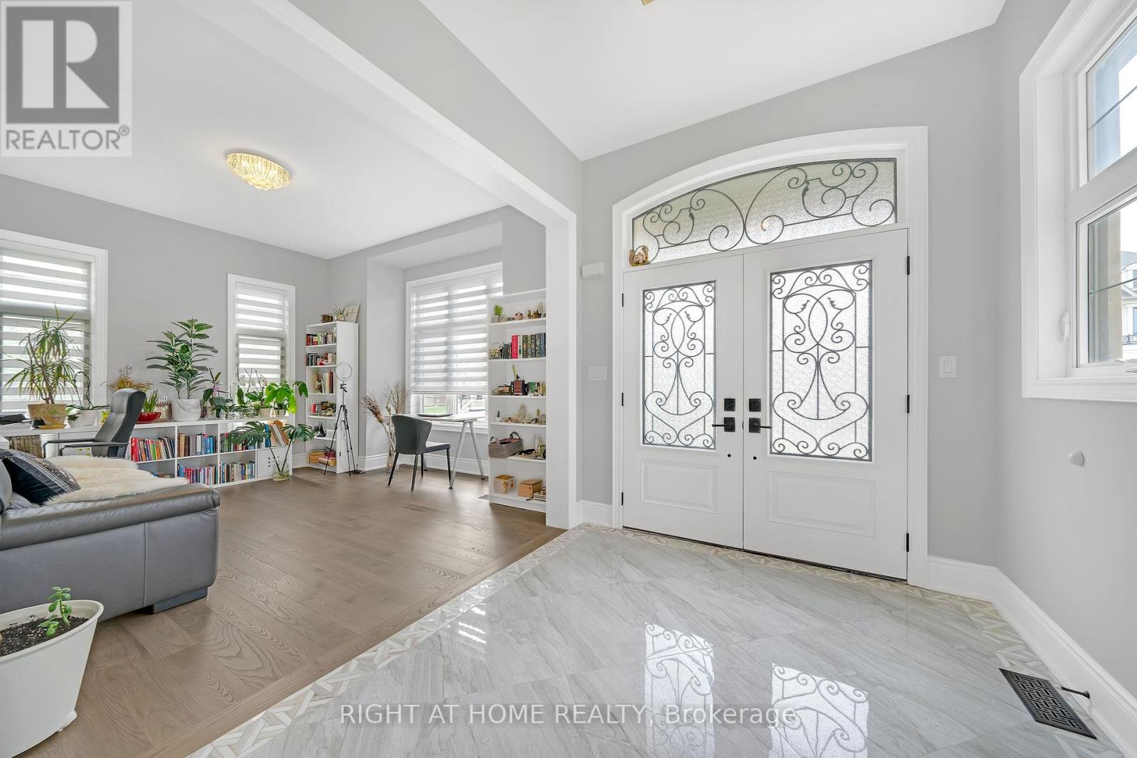 Property at 45 CAIRNS GATE image 3