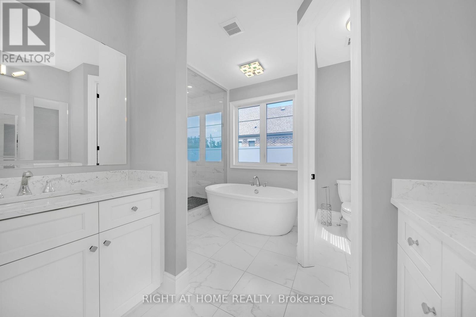 45 Cairns Gate, King, Ontario  L7B 0P5 - Photo 30 - N12265613