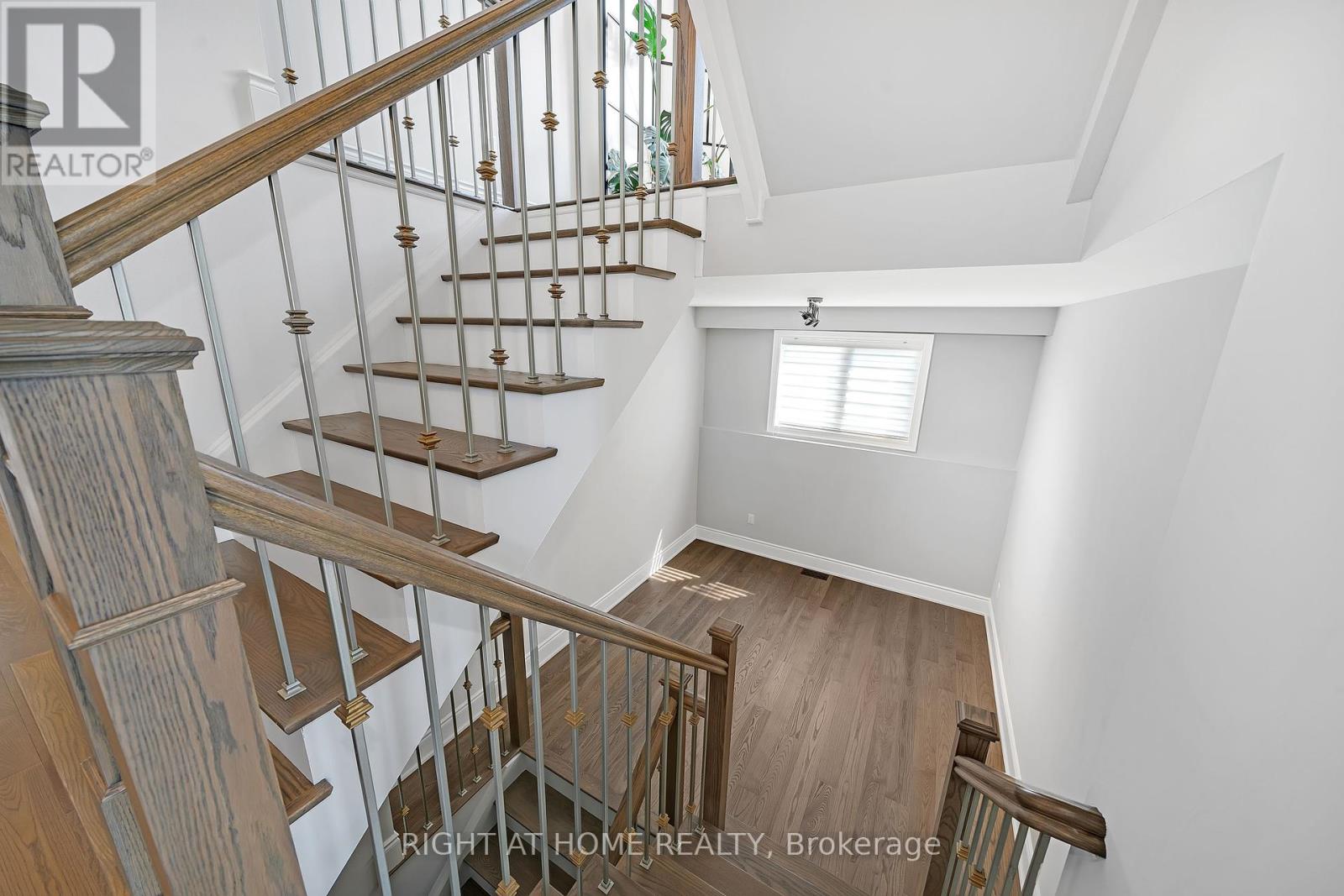 45 Cairns Gate, King, Ontario  L7B 0P5 - Photo 32 - N12265613