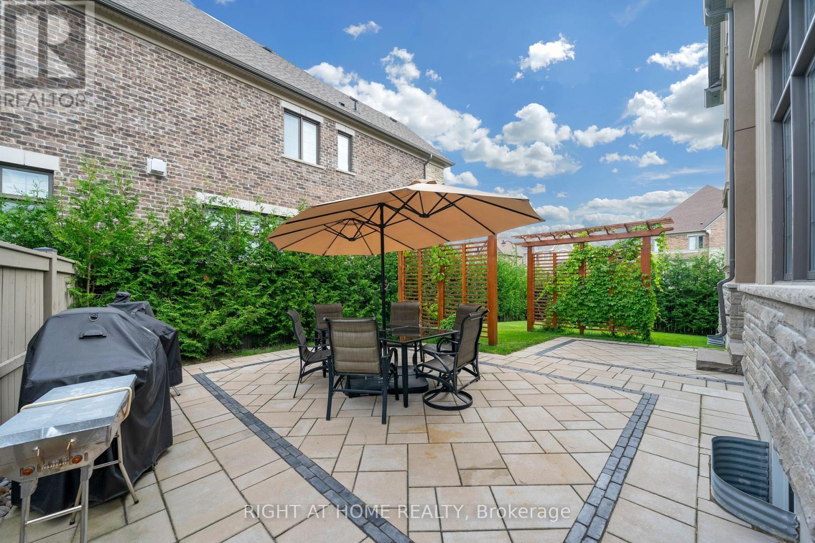45 Cairns Gate, King, Ontario  L7B 0P5 - Photo 34 - N12265613