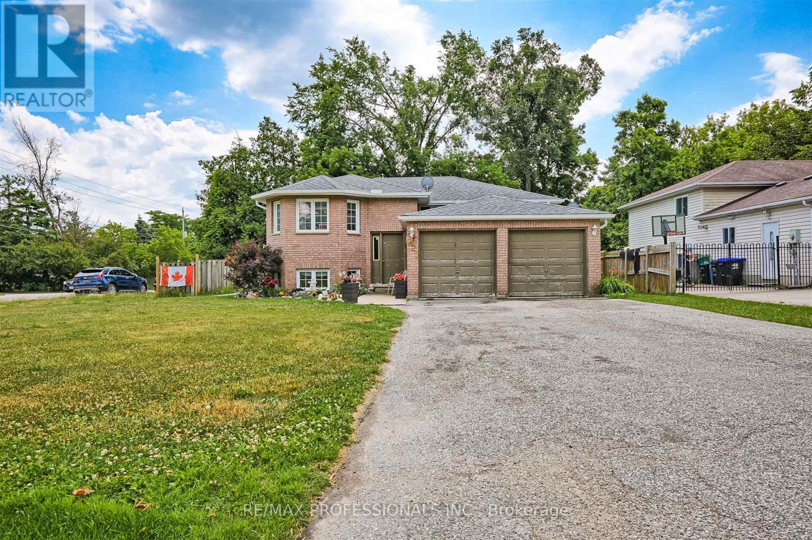 Property at 821 10TH INNISFIL LINE image 1