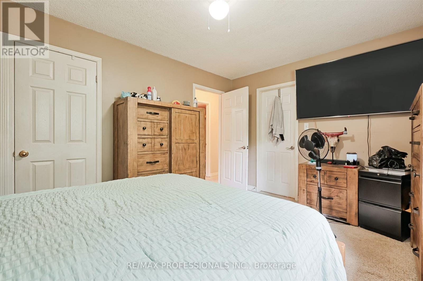 821 10th Innisfil Line, Innisfil, Ontario  L9S 3N4 - Photo 18 - N12269138