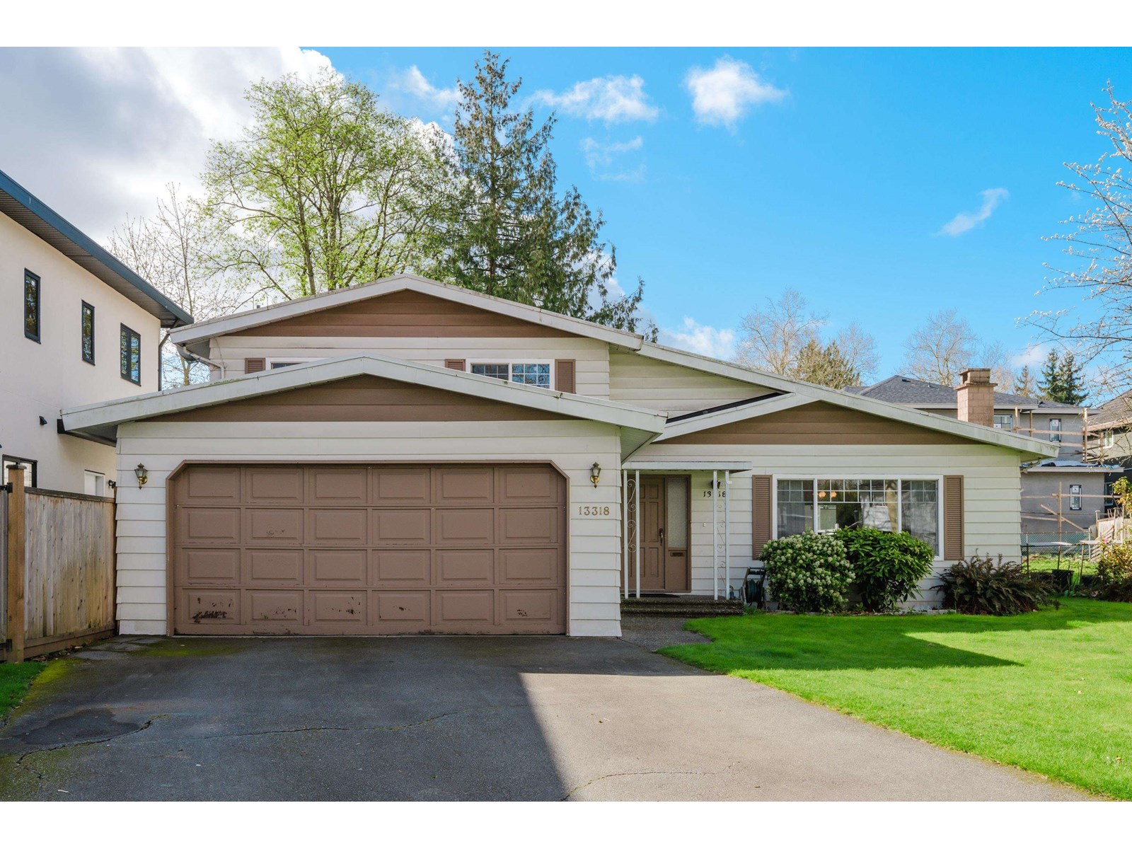 Property at 13318 SUTTON PLACE image 1