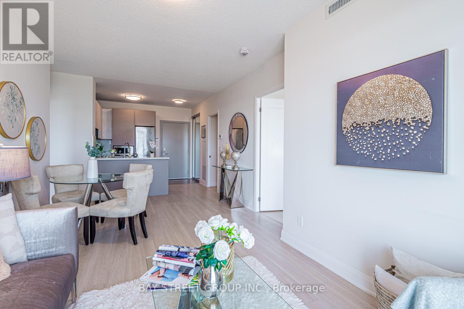 1503 - 398 Highway 7 E, Richmond Hill (Doncrest), Ontario  L4B 0G6 - Photo 13 - N12266107