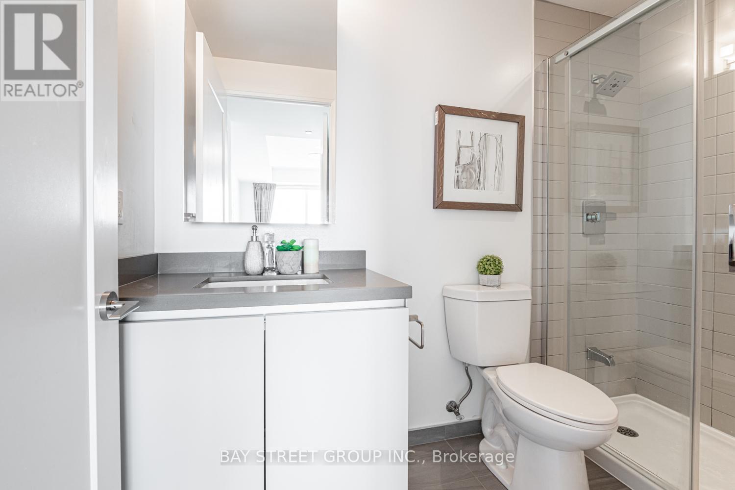 1503 - 398 Highway 7 E, Richmond Hill (Doncrest), Ontario  L4B 0G6 - Photo 17 - N12266107