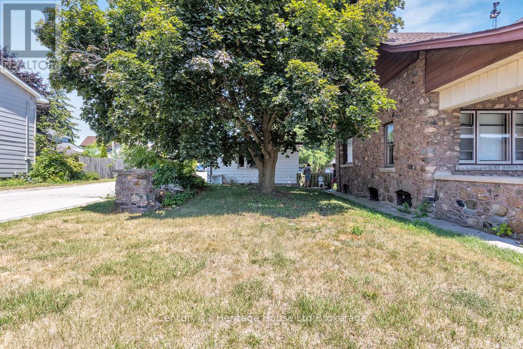48 Brock Street W, Tillsonburg, Ontario  N4G 2A5 - Photo 24 - X12269188