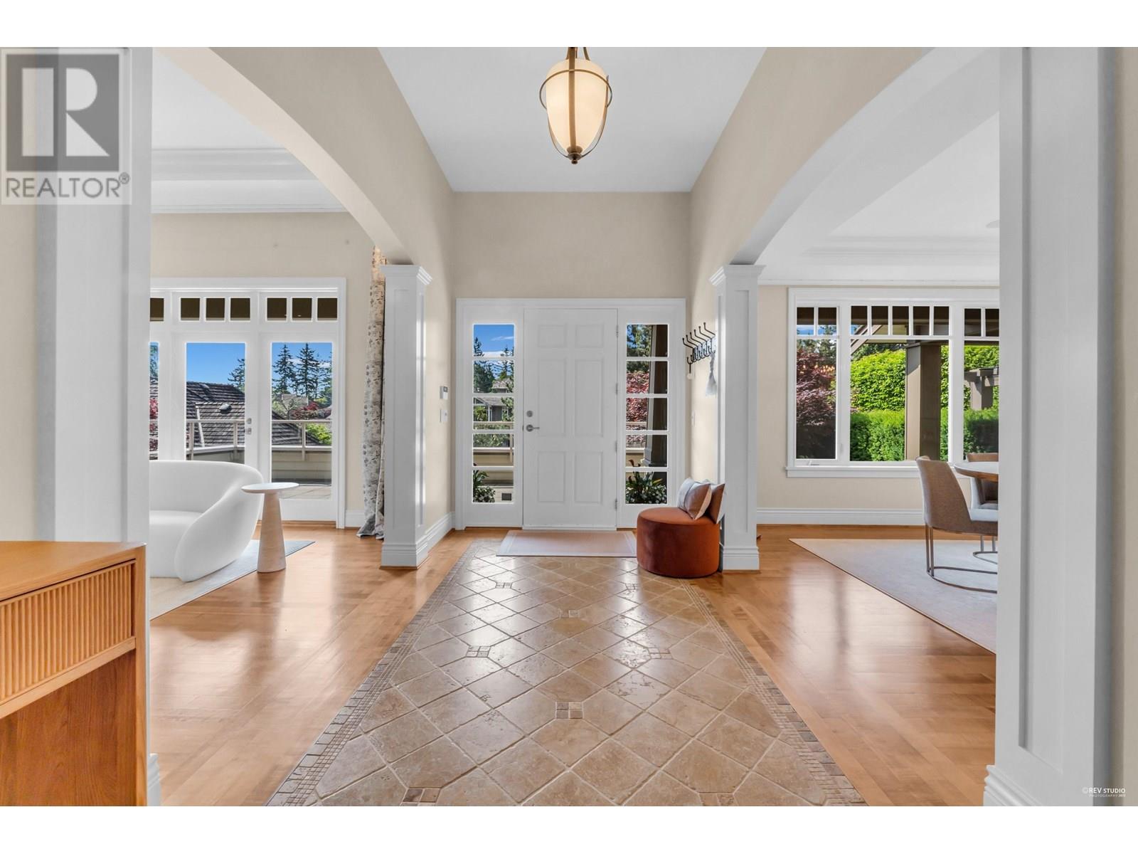 Property at 4513 CAULFEILD LANE image 3